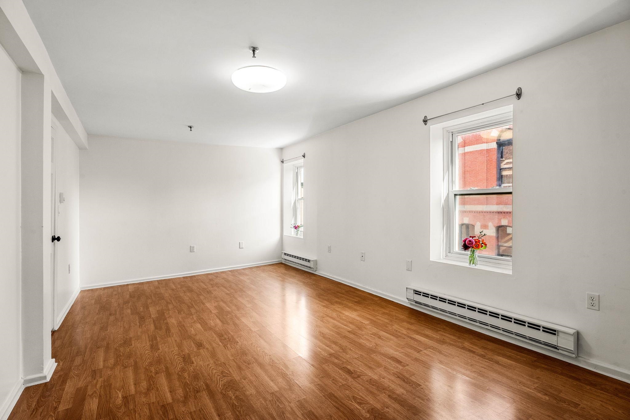 90 Fleet Street Property Photo 24