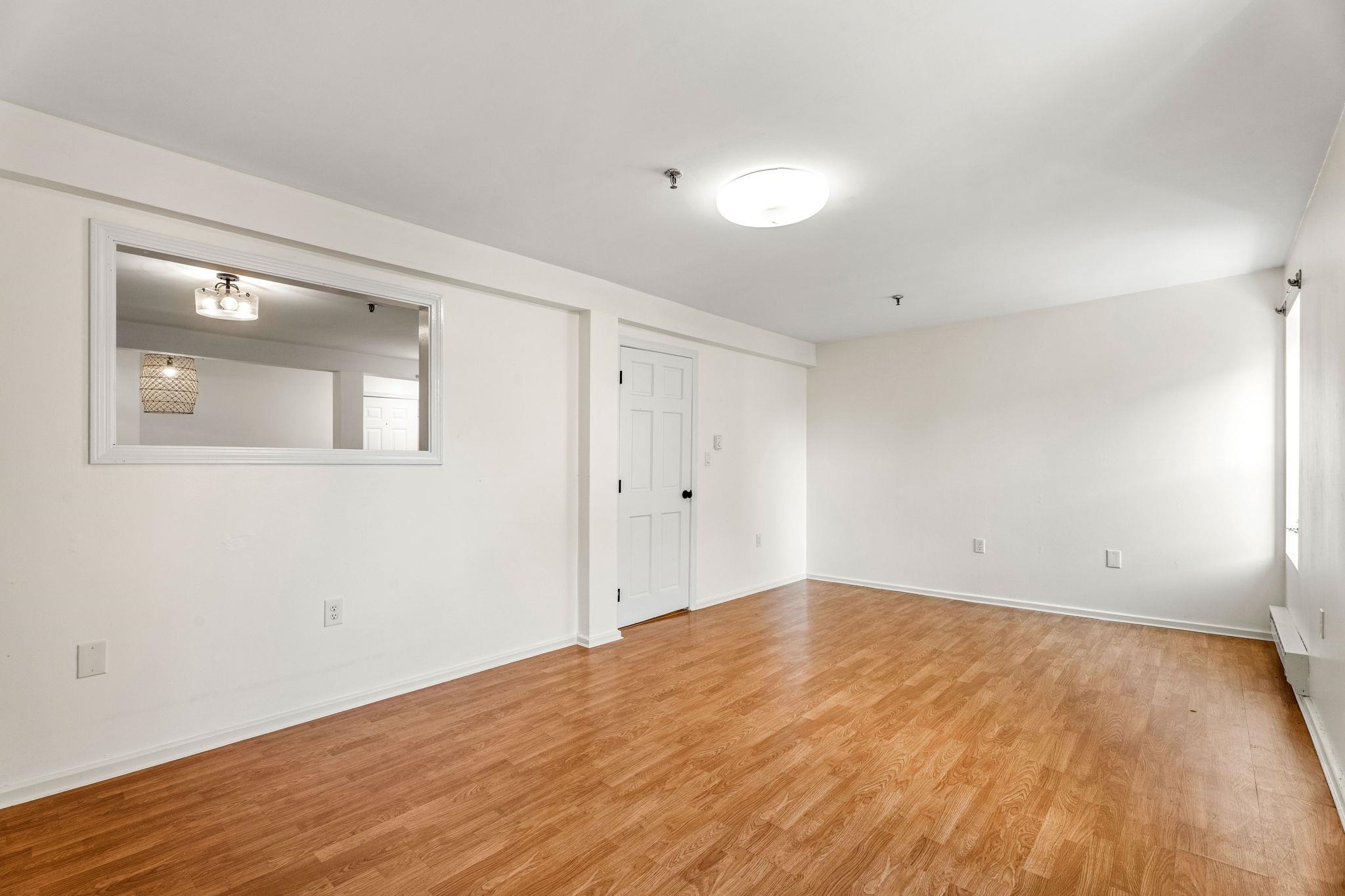 90 Fleet Street Property Photo 26