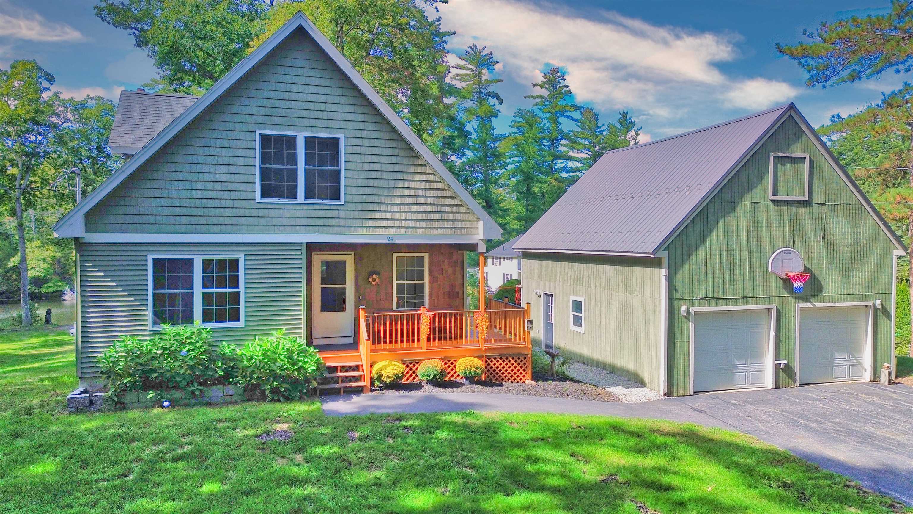 24 Broad Cove Drive Property Photo 1