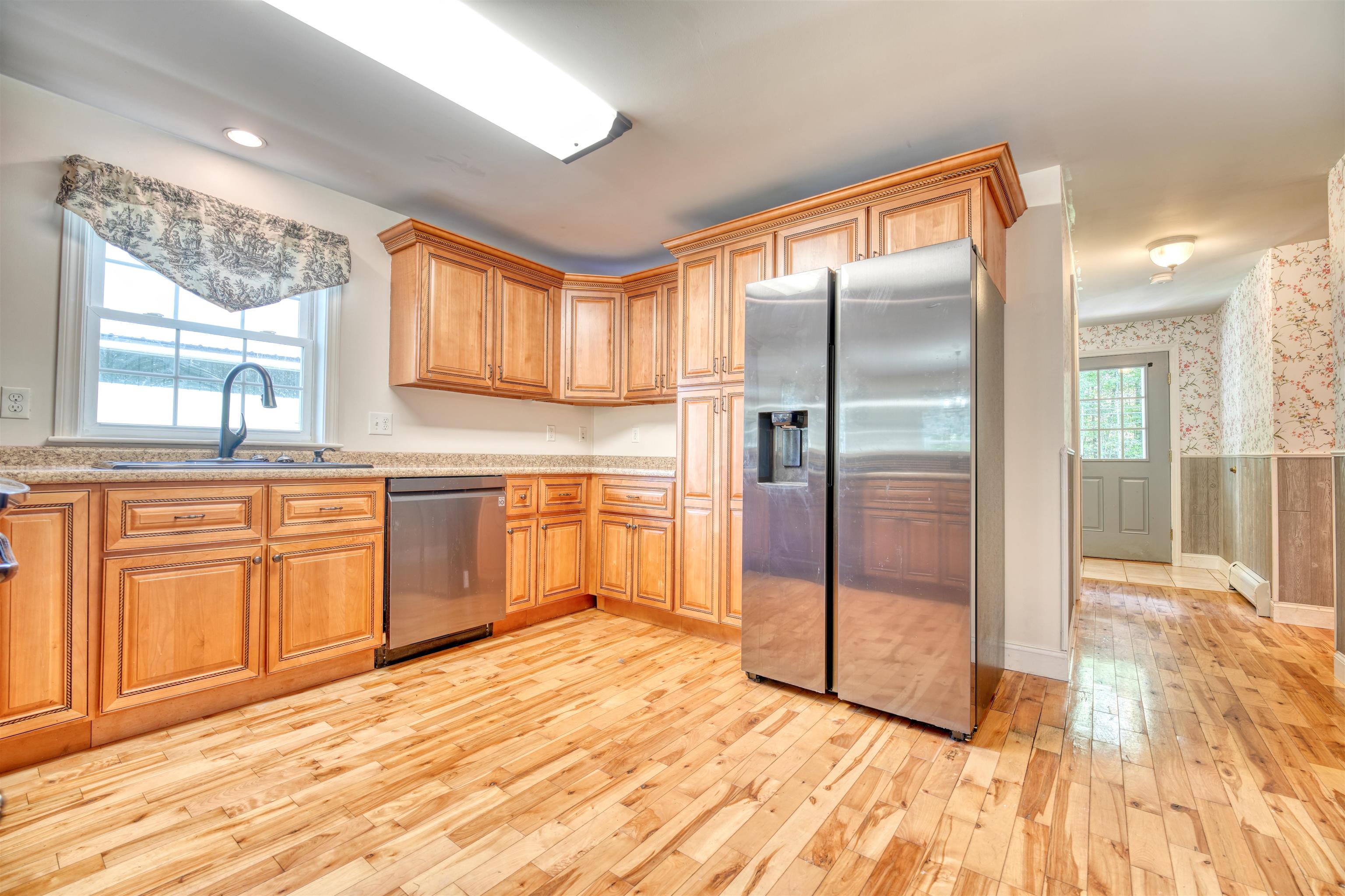 24 Broad Cove Drive Property Photo 12