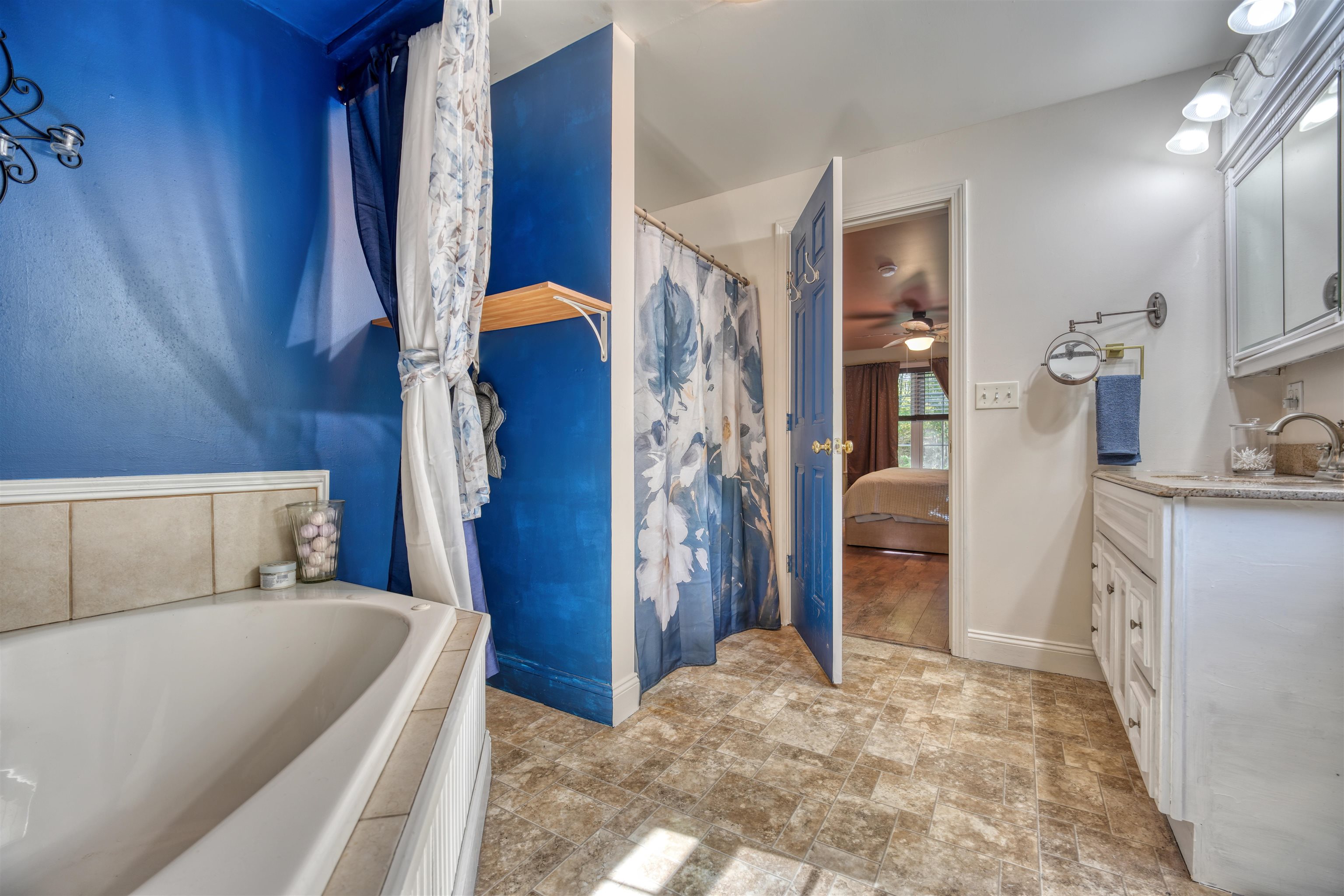 24 Broad Cove Drive Property Photo 37