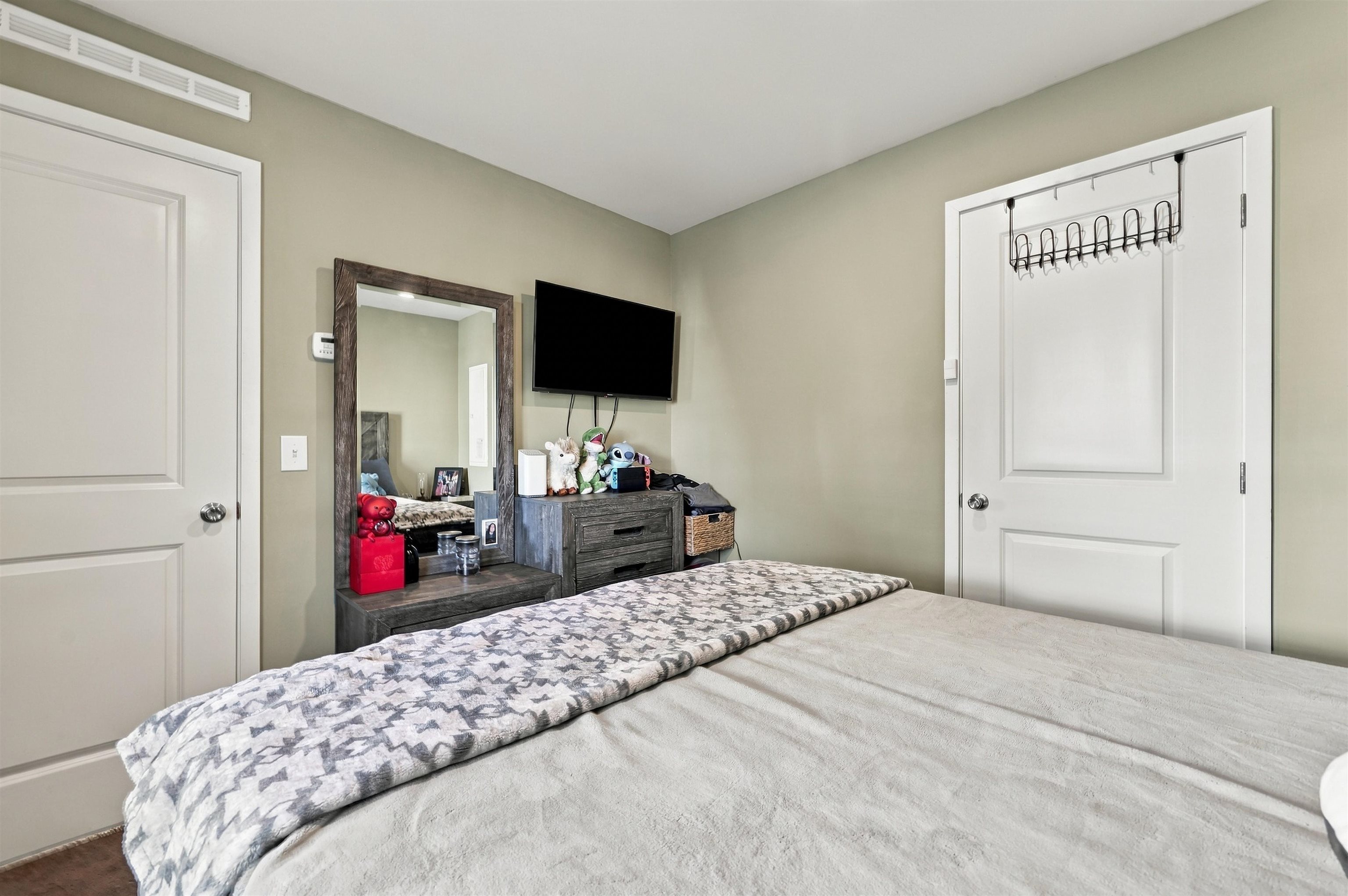 1338 Woodbury Avenue Property Photo 12