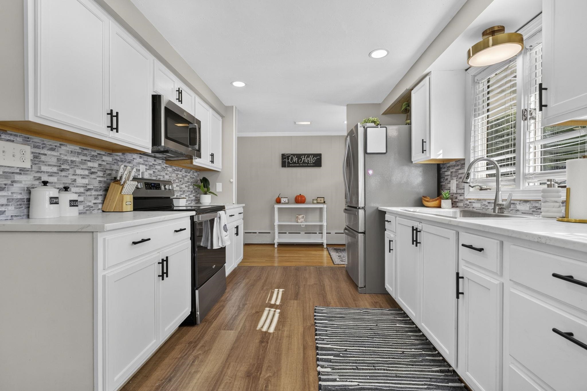 39 Oak Street Property Photo 6