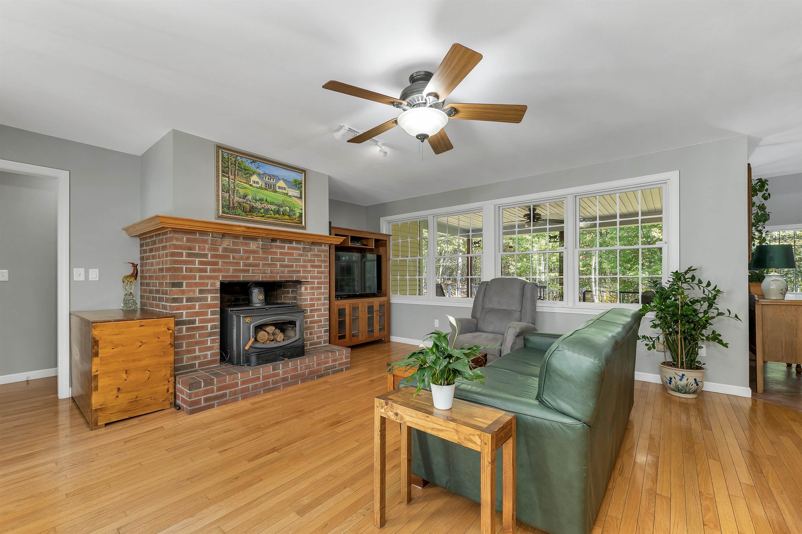 402 Governors Road Property Photo 9