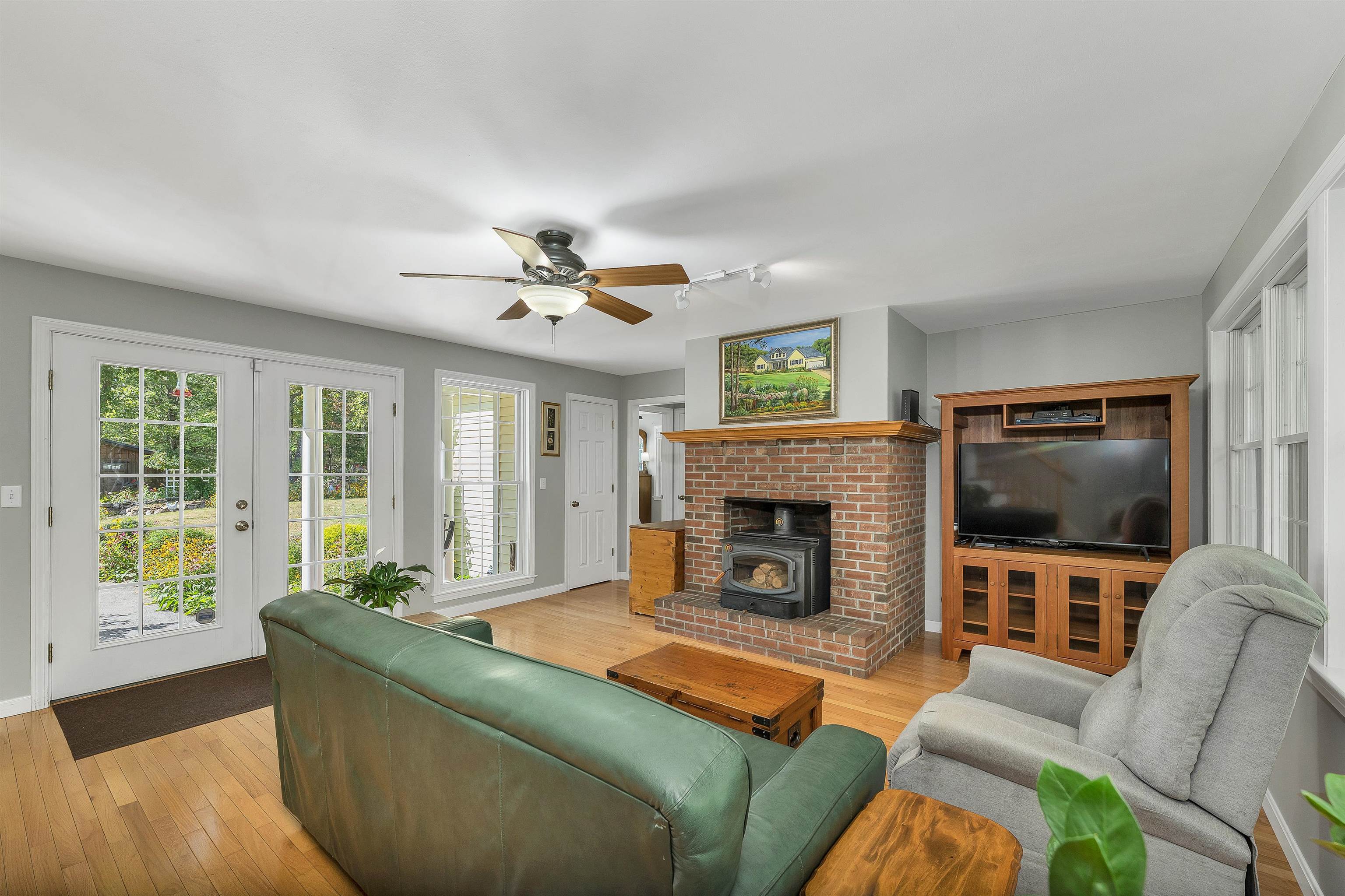 402 Governors Road Property Photo 10