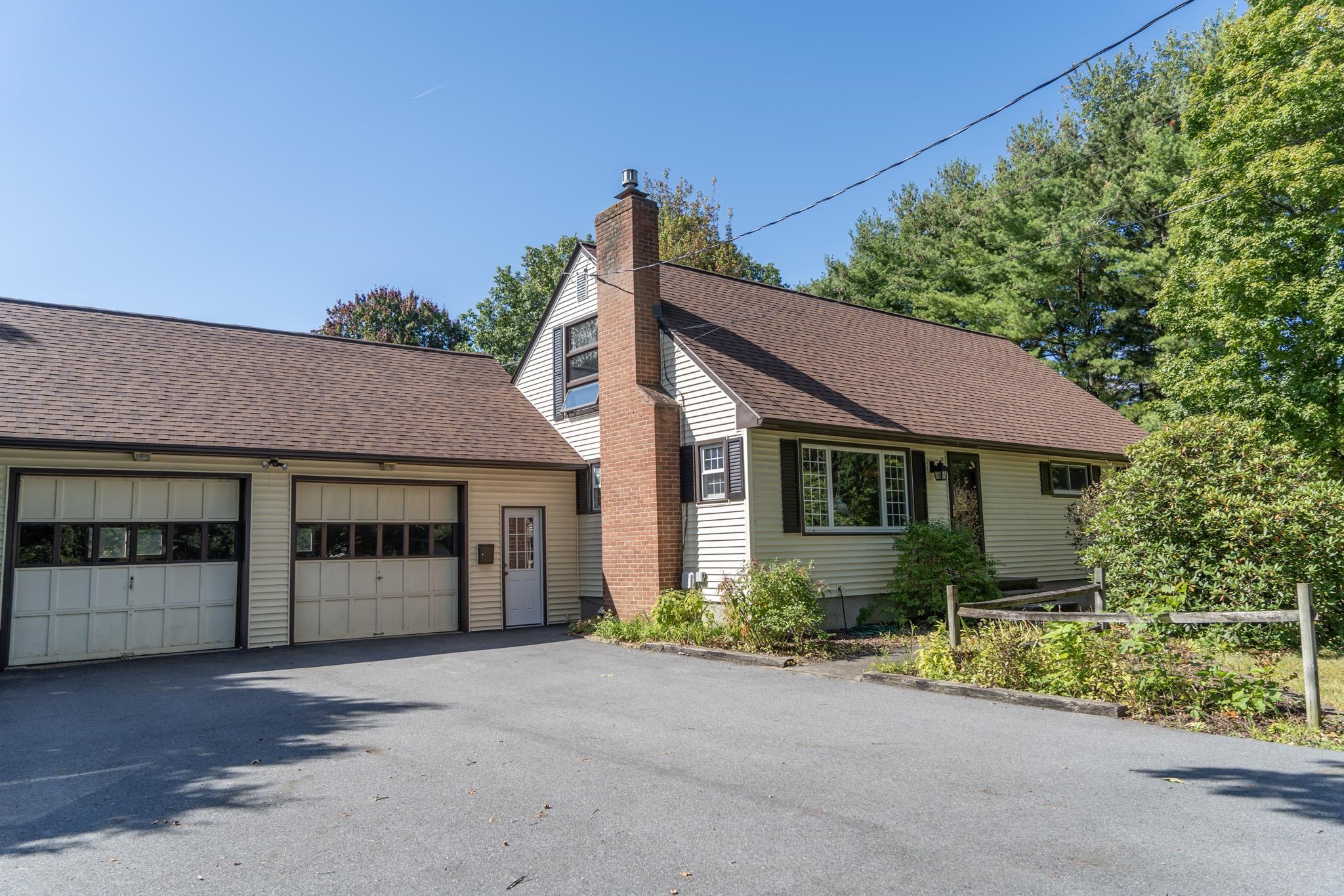 1229 Porters Point Road Property Photo 1