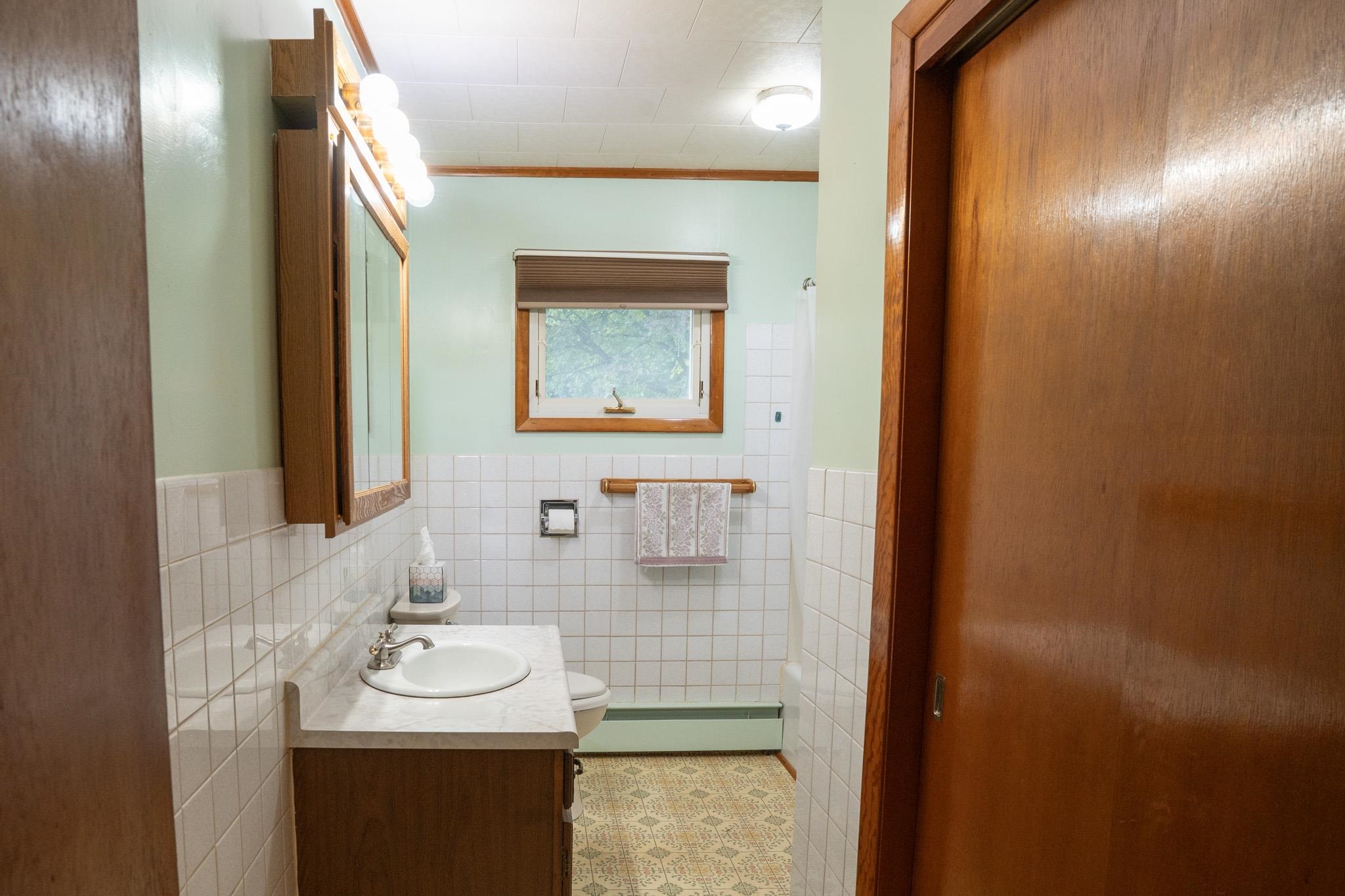 1229 Porters Point Road Property Photo 10
