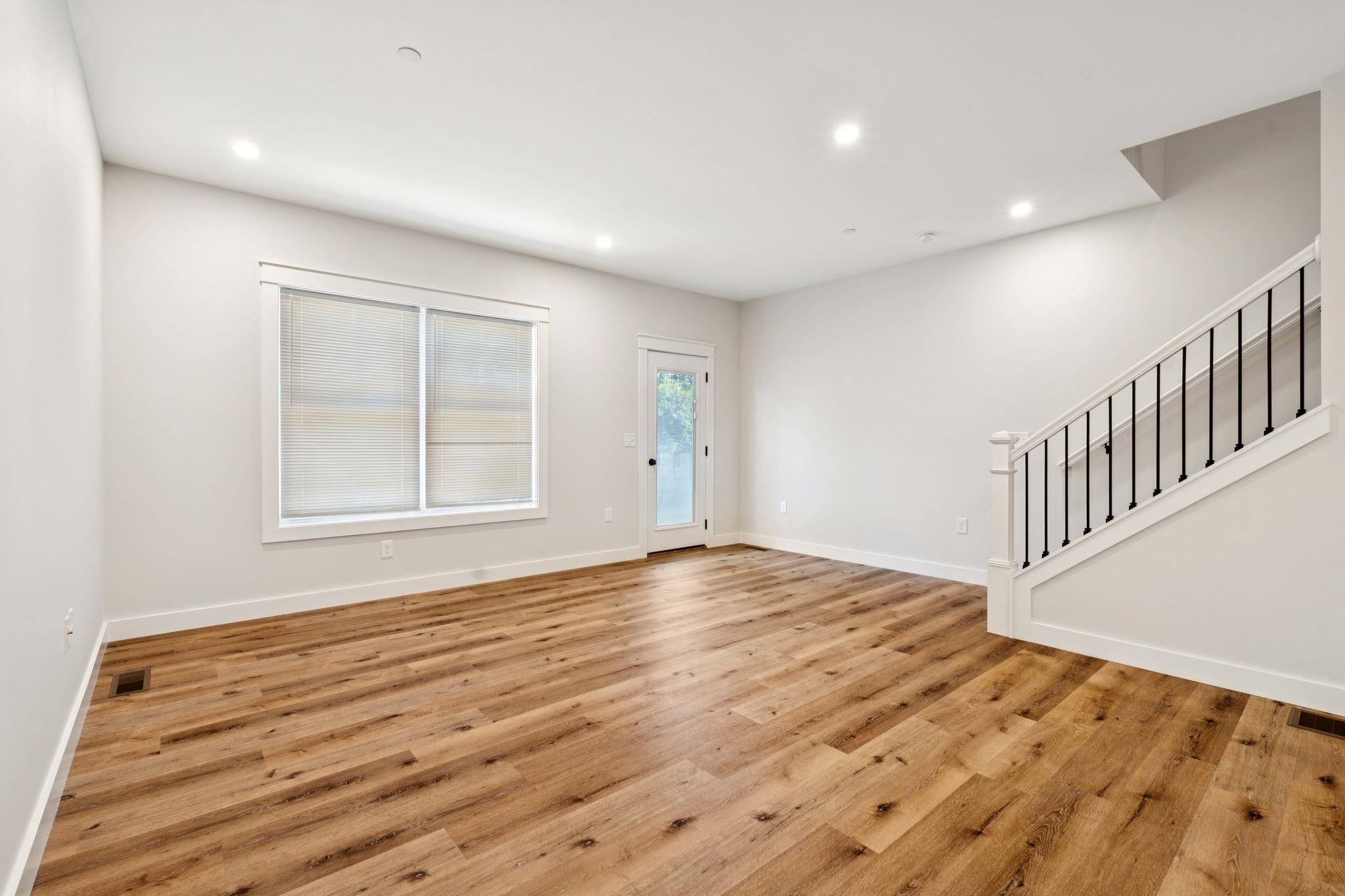 34 Ponemah Hill Road Property Photo 6