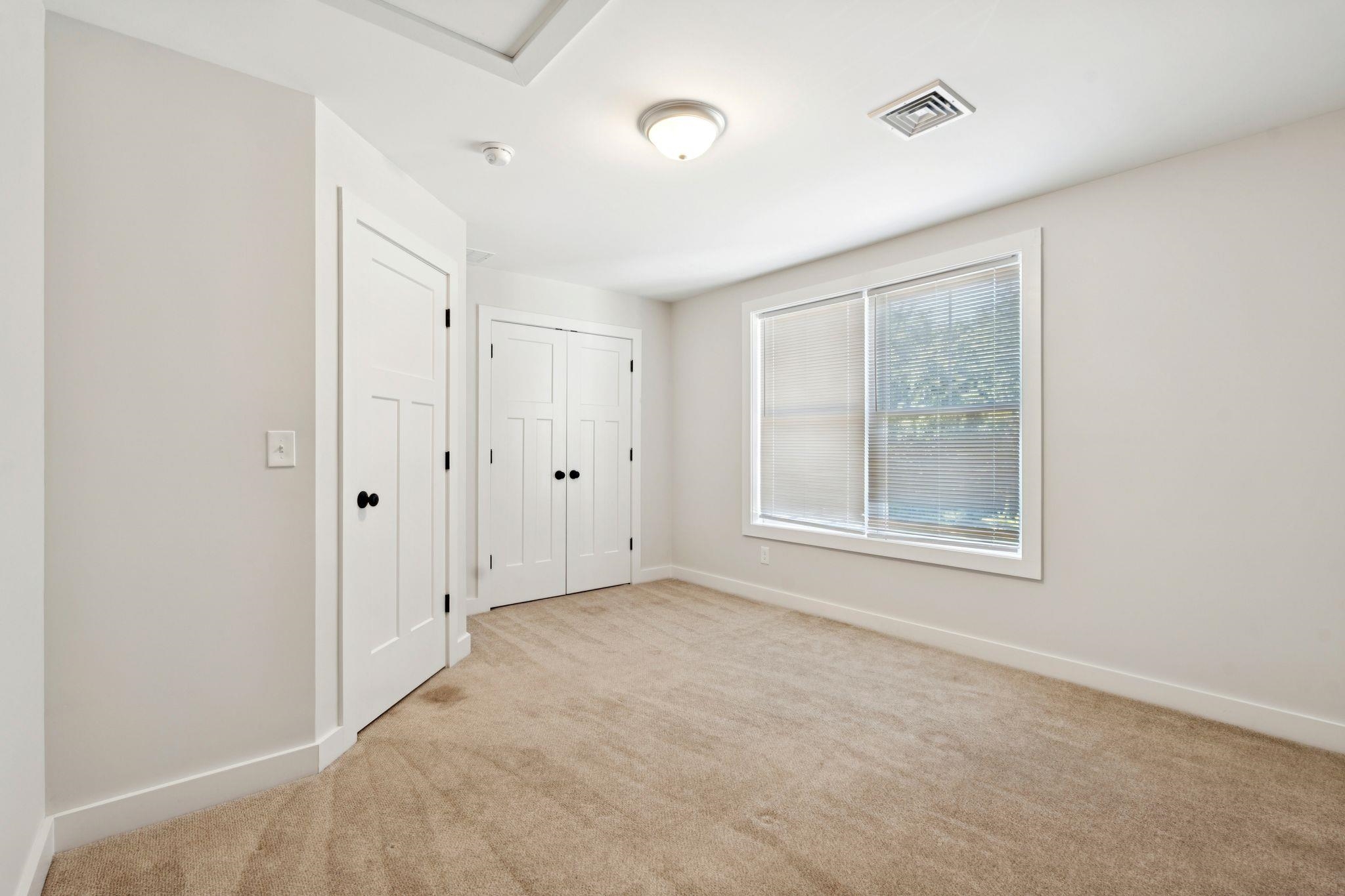 34 Ponemah Hill Road Property Photo 11