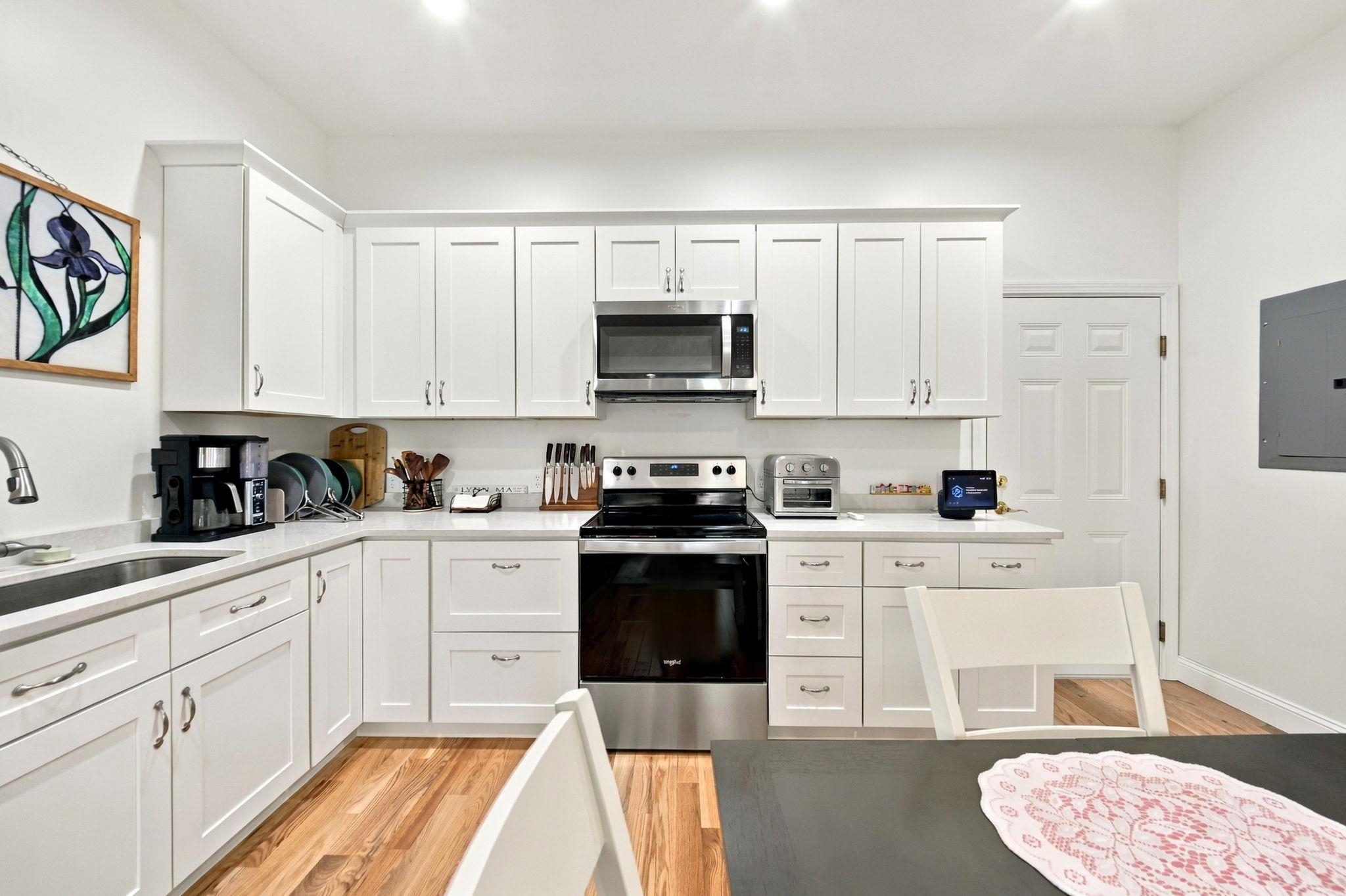 10 Diamond Oaks Boulevard Property Photo 7