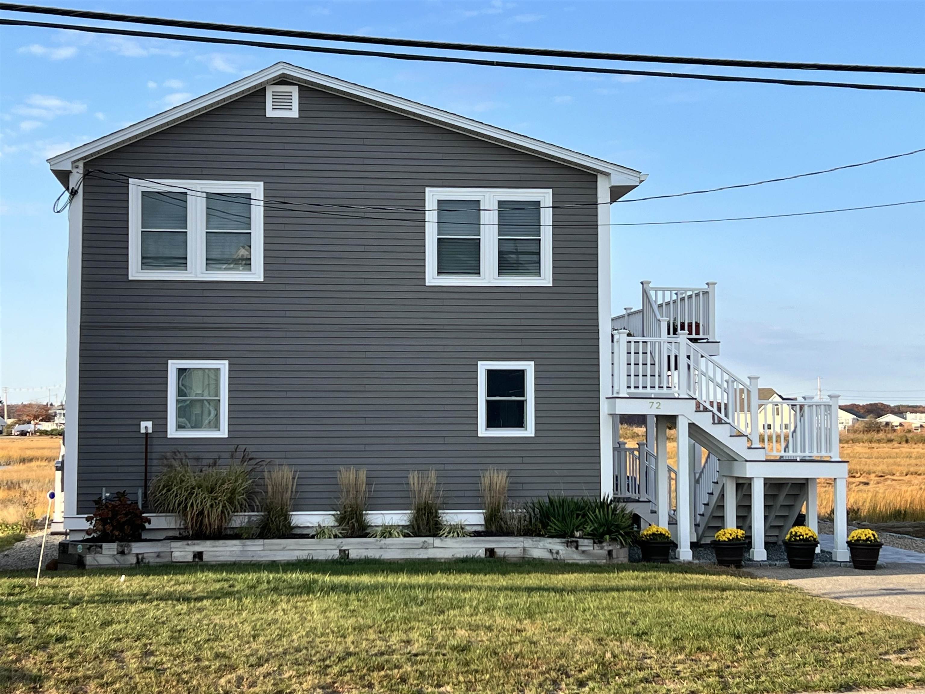 72 Island Path Property Photo 1