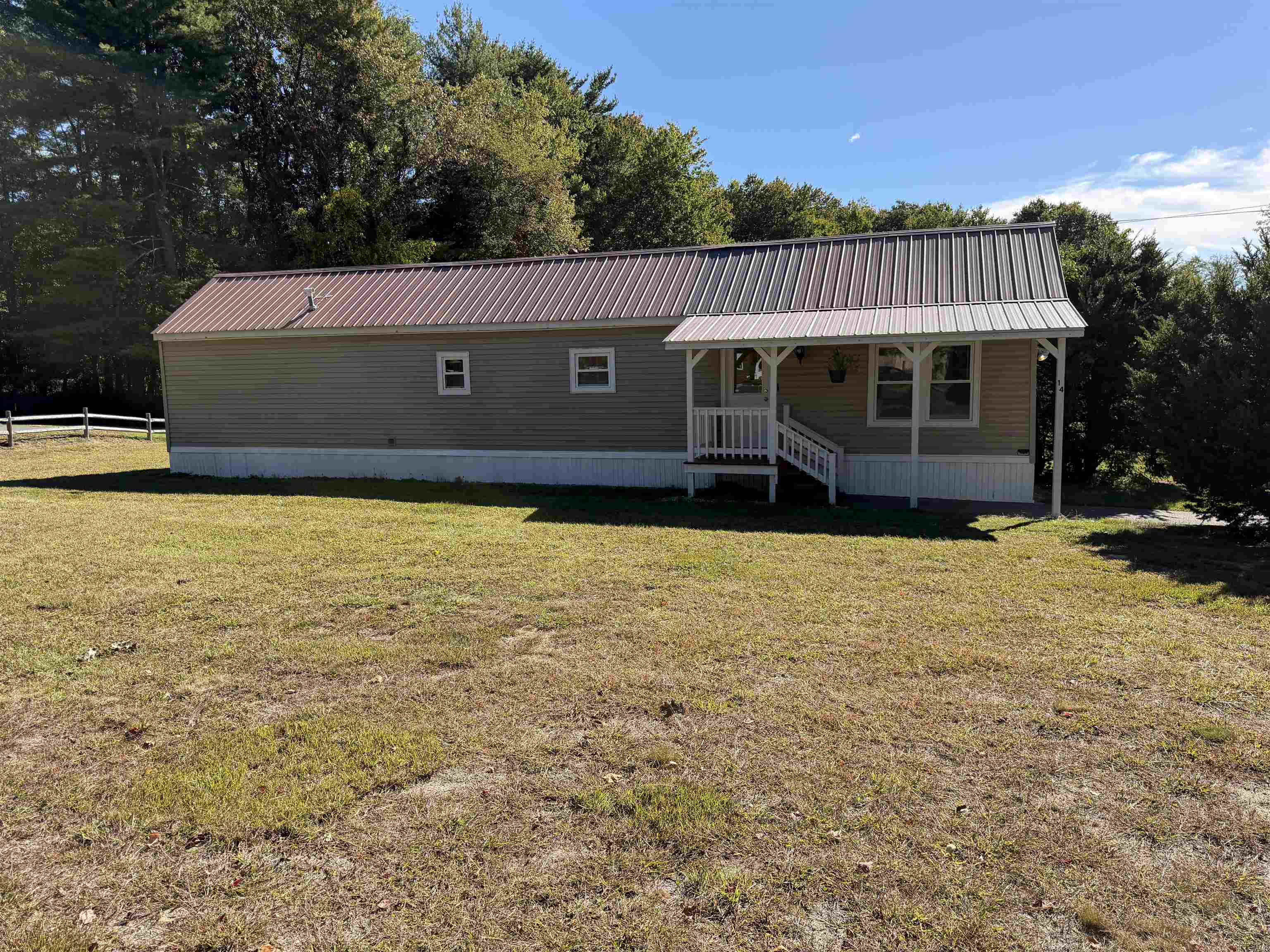 14 Meetinghouse Road Property Photo 1