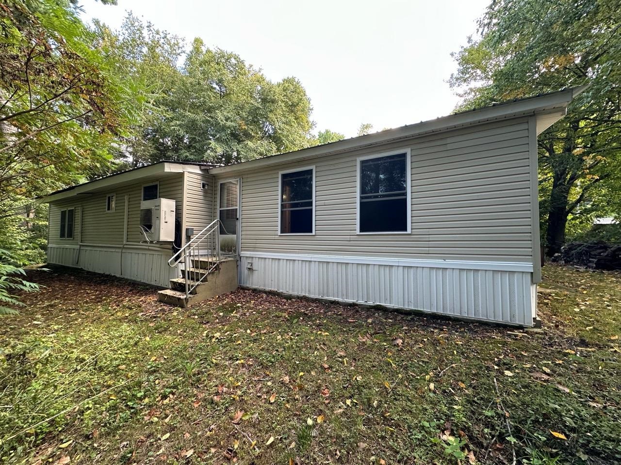 226 East West Road Property Photo 3