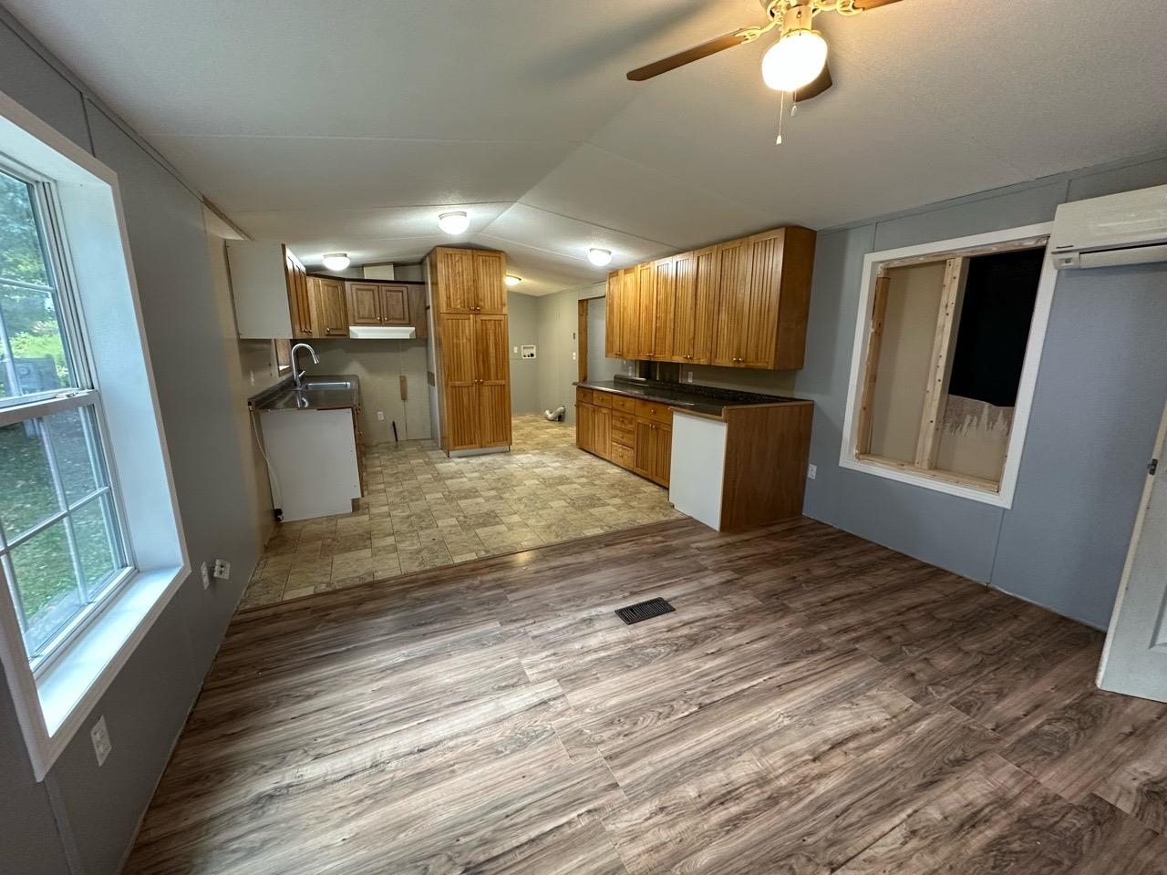 226 East West Road Property Photo 6