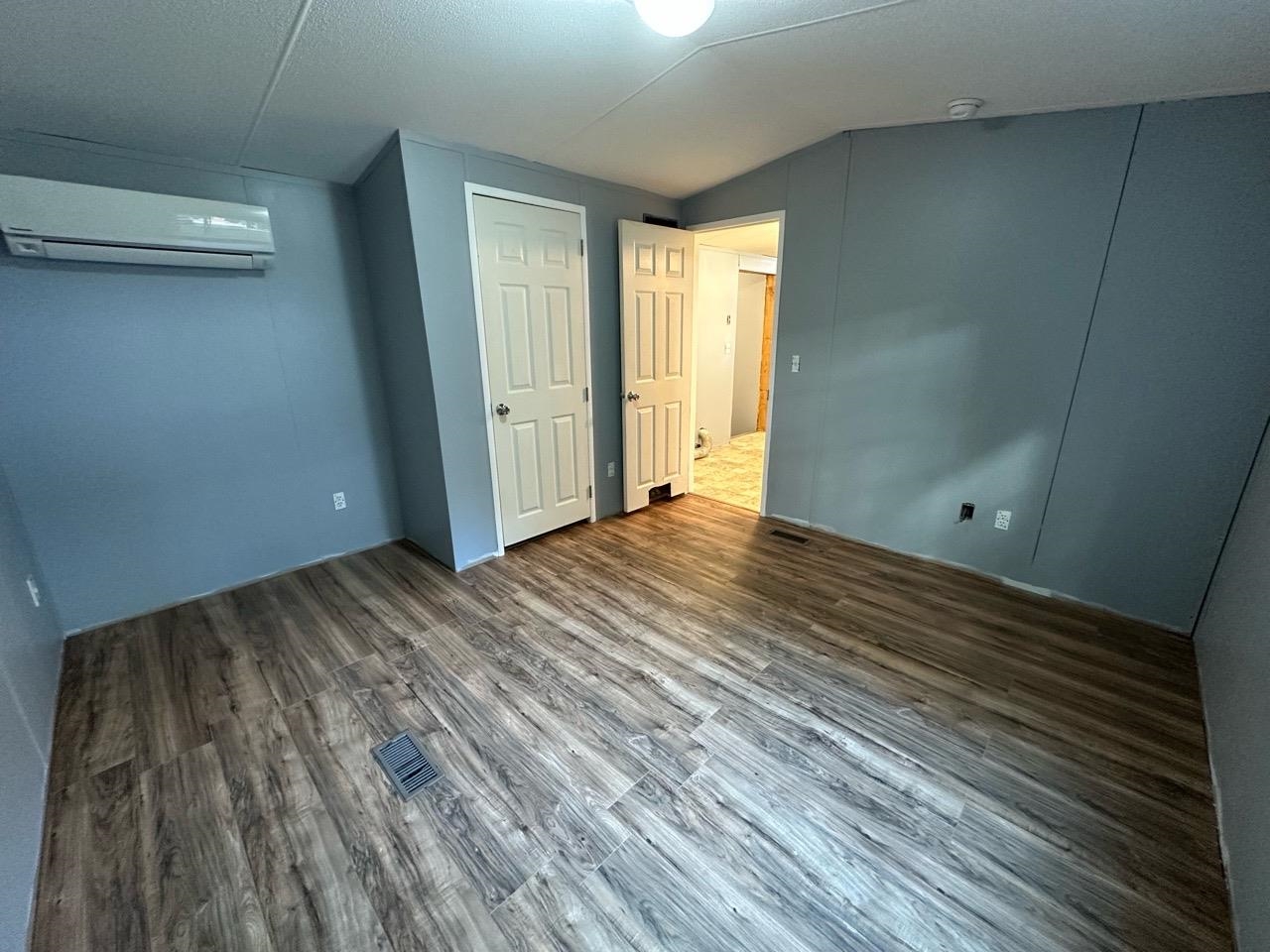 226 East West Road Property Photo 13