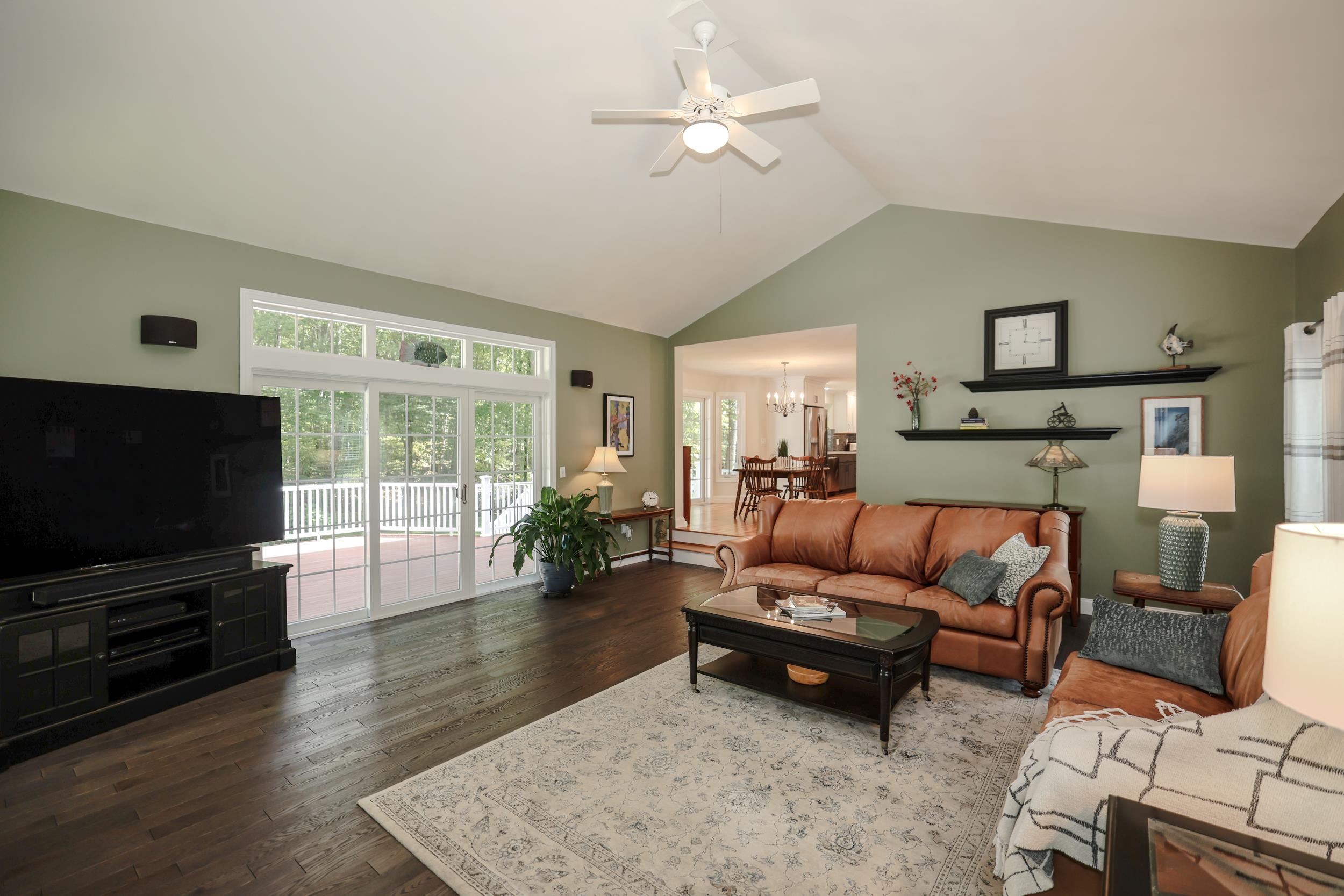 209 Tennyson Drive Property Photo 16