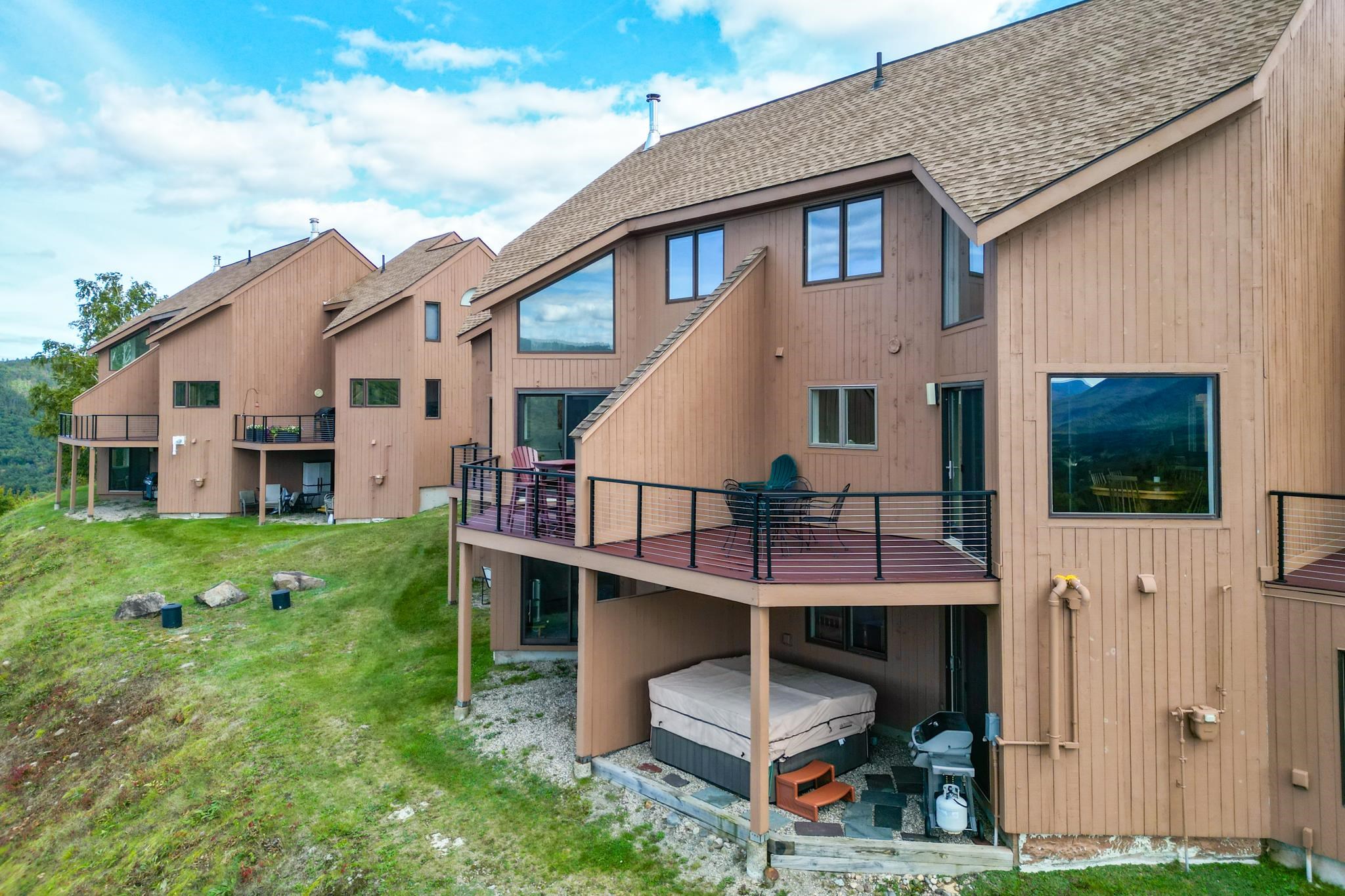12 Top Notch Road Property Photo 5