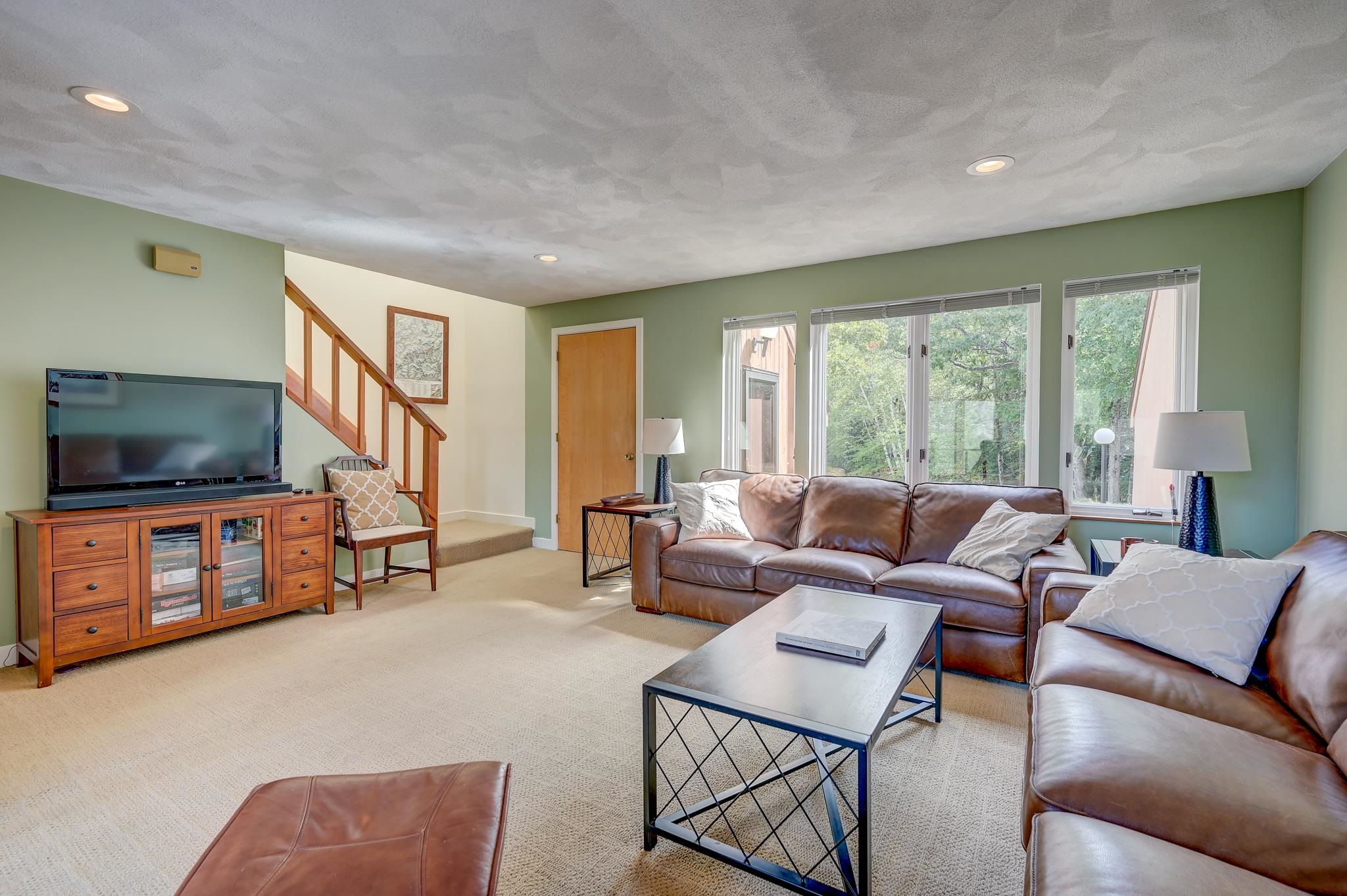 12 Top Notch Road Property Photo 12