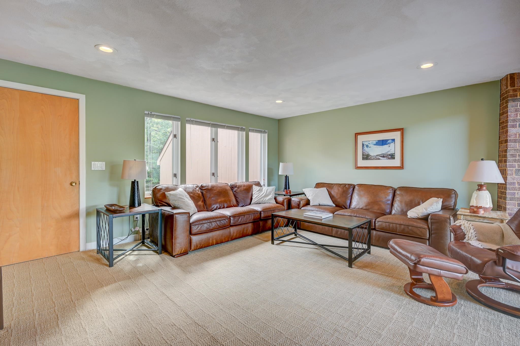 12 Top Notch Road Property Photo 15