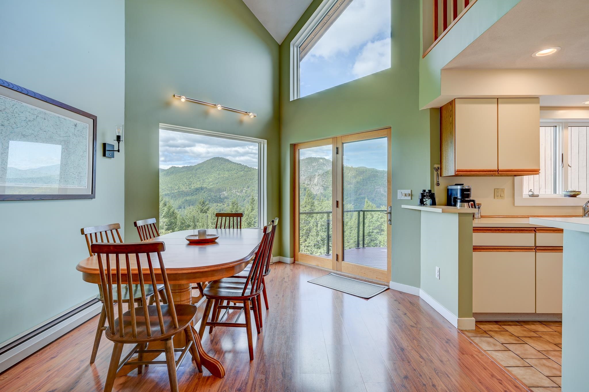 12 Top Notch Road Property Photo 19
