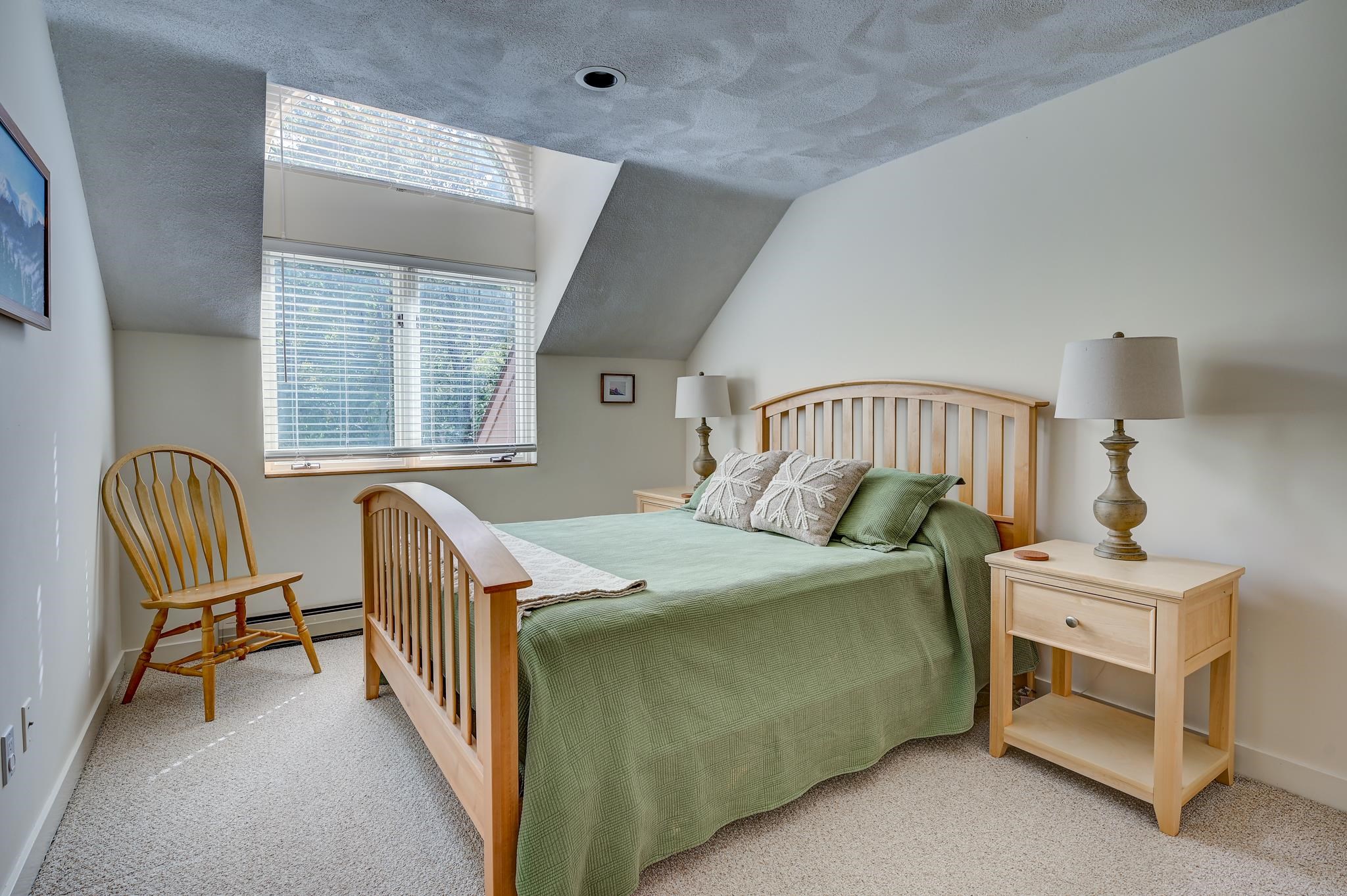 12 Top Notch Road Property Photo 32