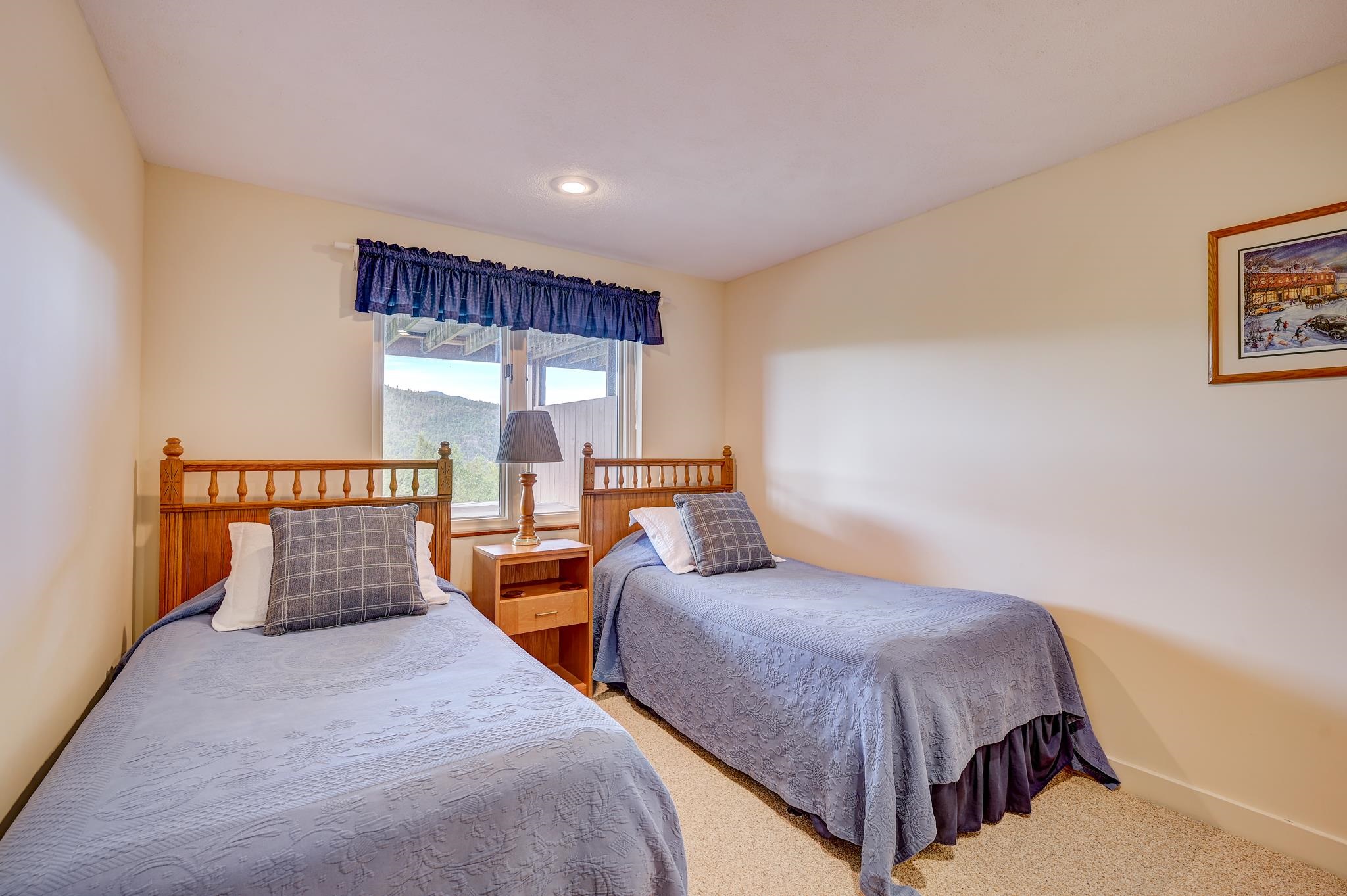 12 Top Notch Road Property Photo 39