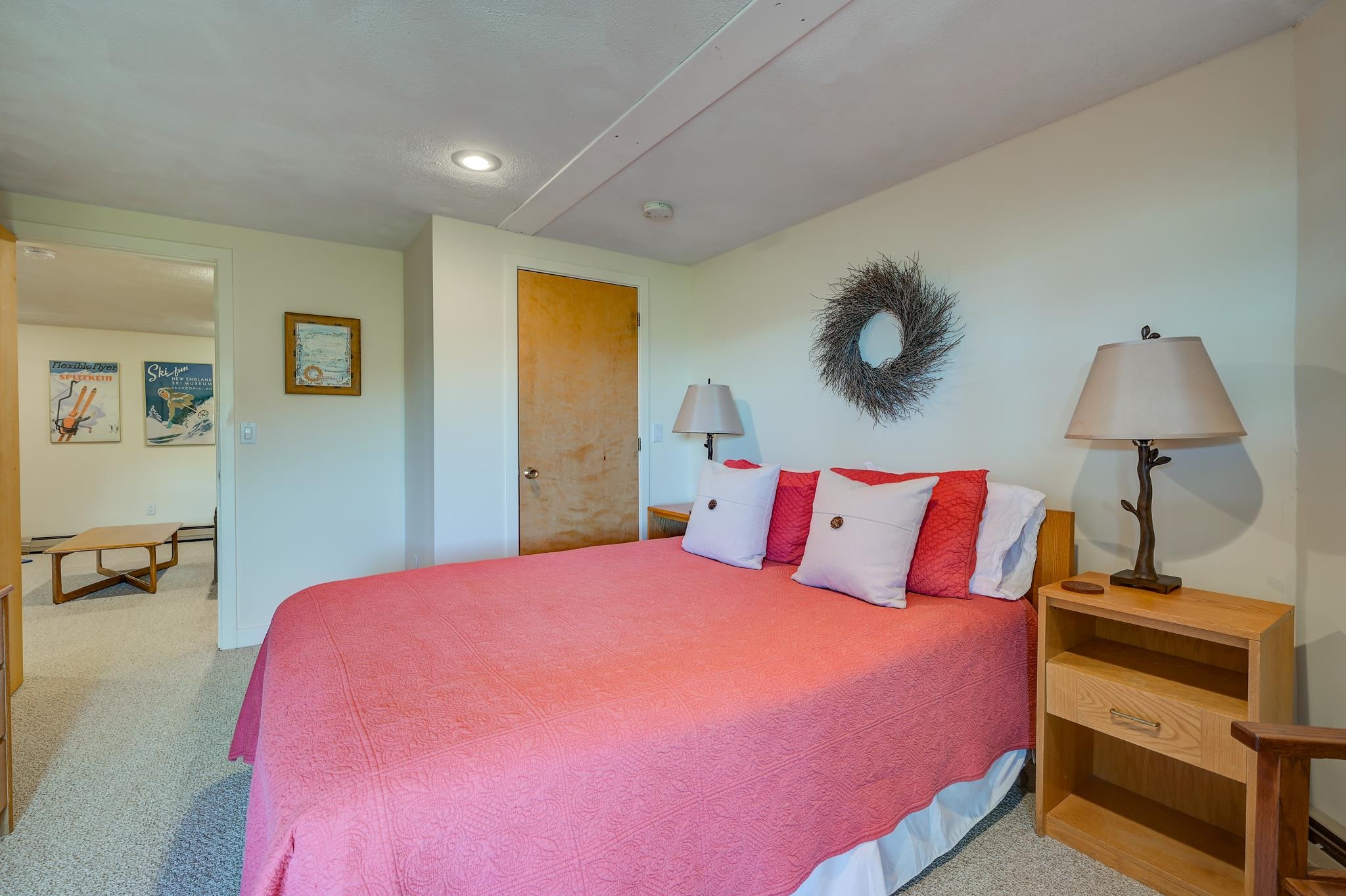 12 Top Notch Road Property Photo 44