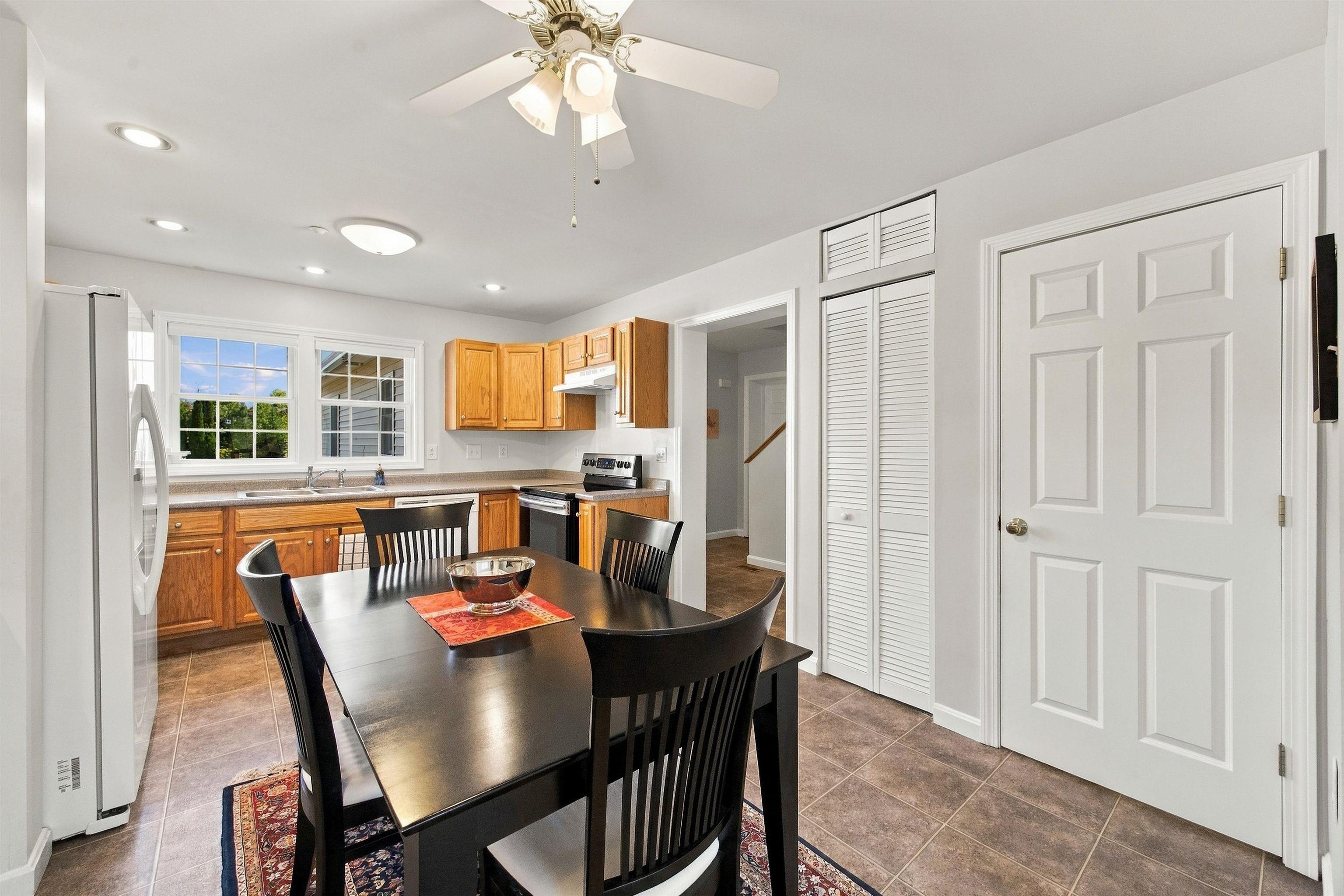 220 Belknap Drive Property Photo 8