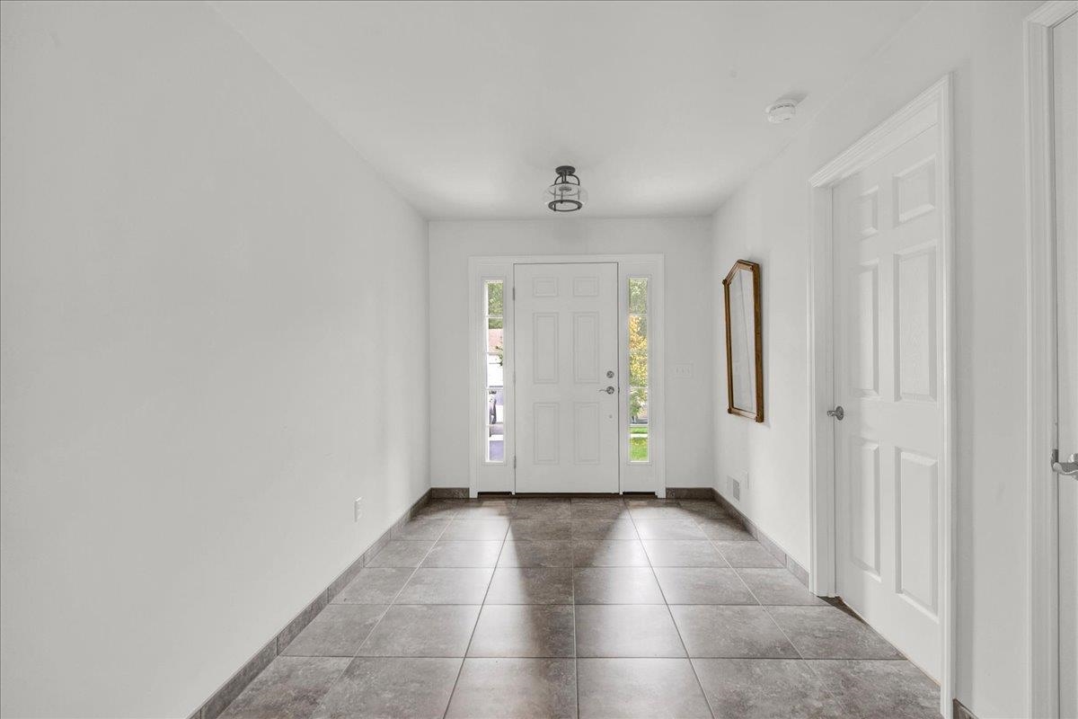 410 Annas Court Property Photo 4