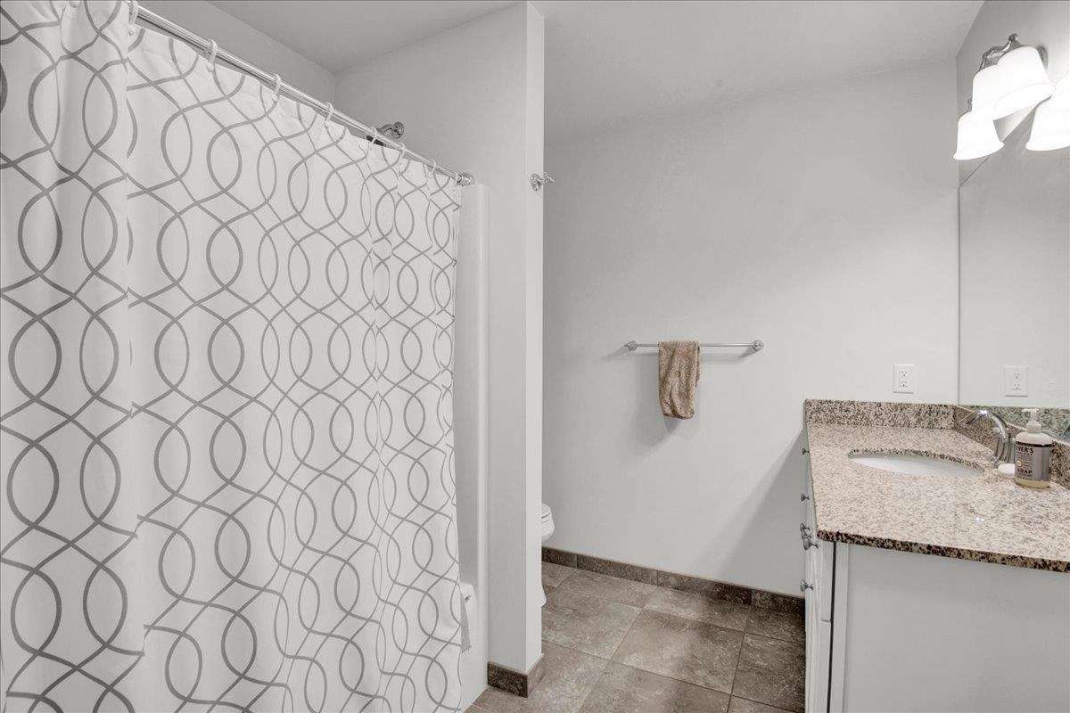 410 Annas Court Property Photo 35