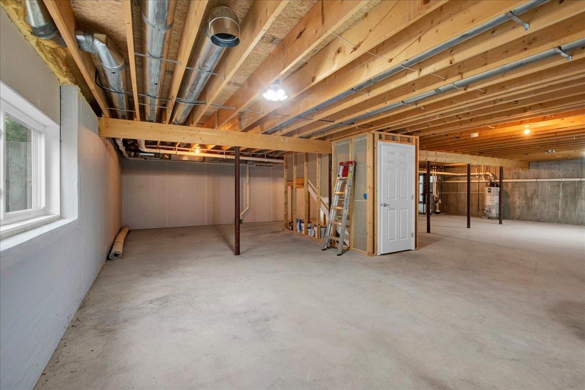 410 Annas Court Property Photo 37