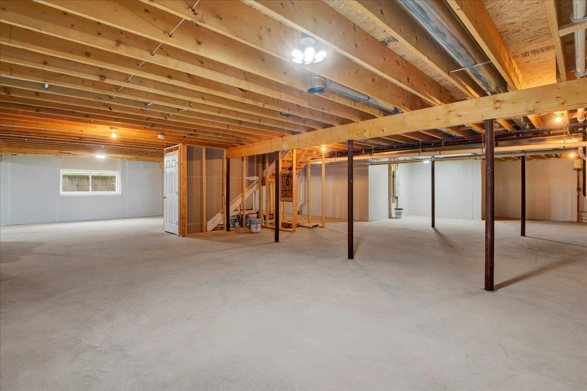 410 Annas Court Property Photo 38