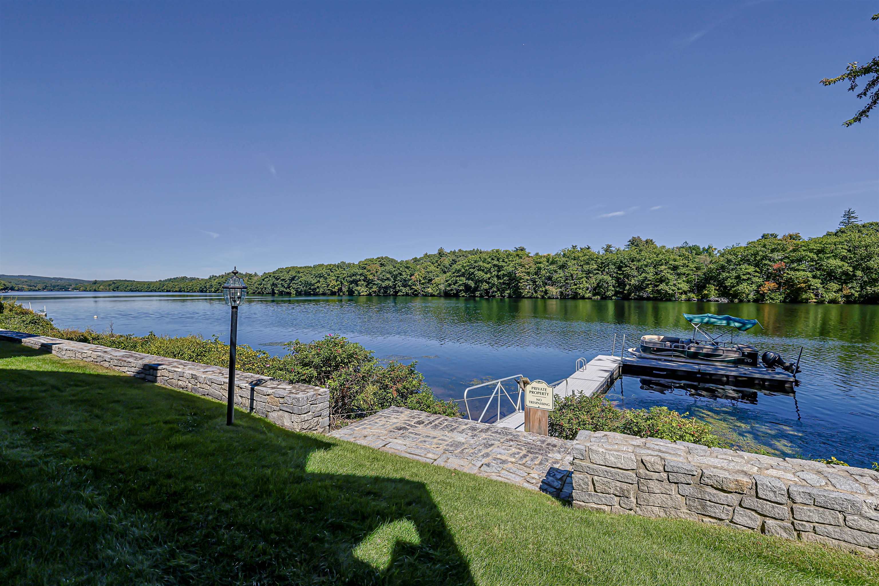 33 River Front Drive Property Photo 23