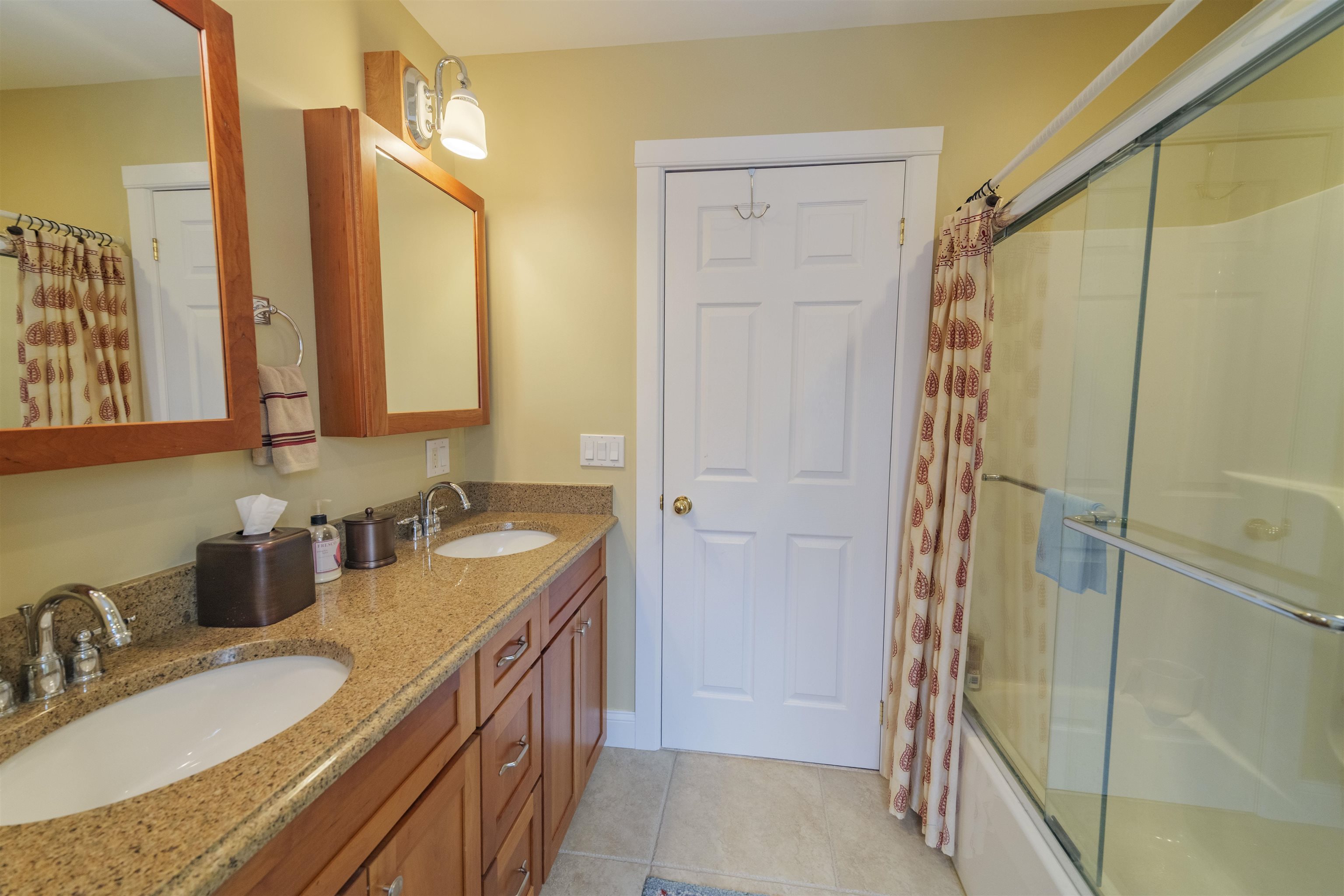 1 Lower Highlands Road Property Photo 40