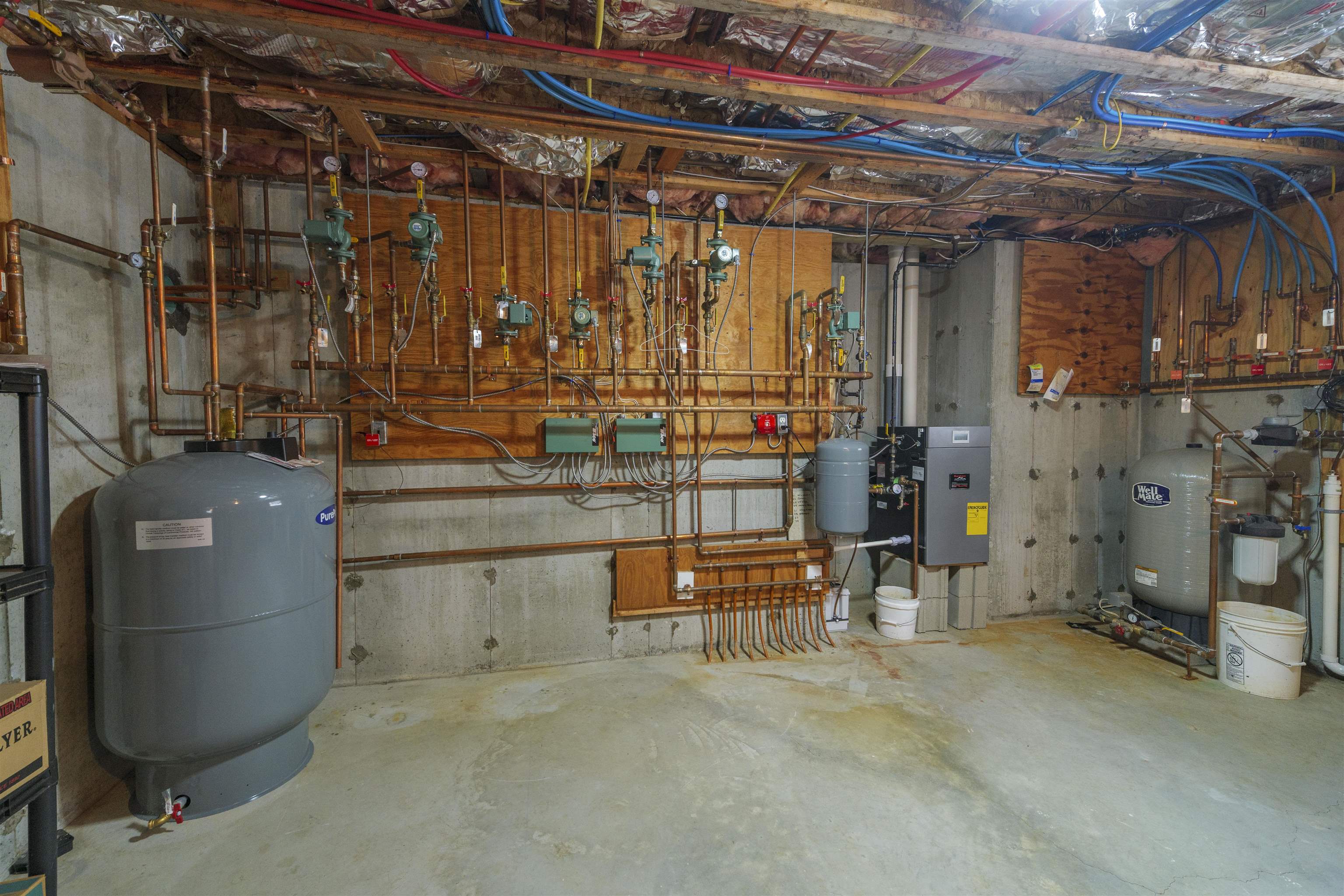 1 Lower Highlands Road Property Photo 43
