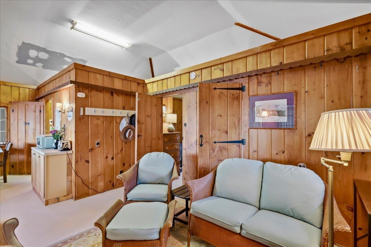 2168 Porters Point Road Property Photo 13