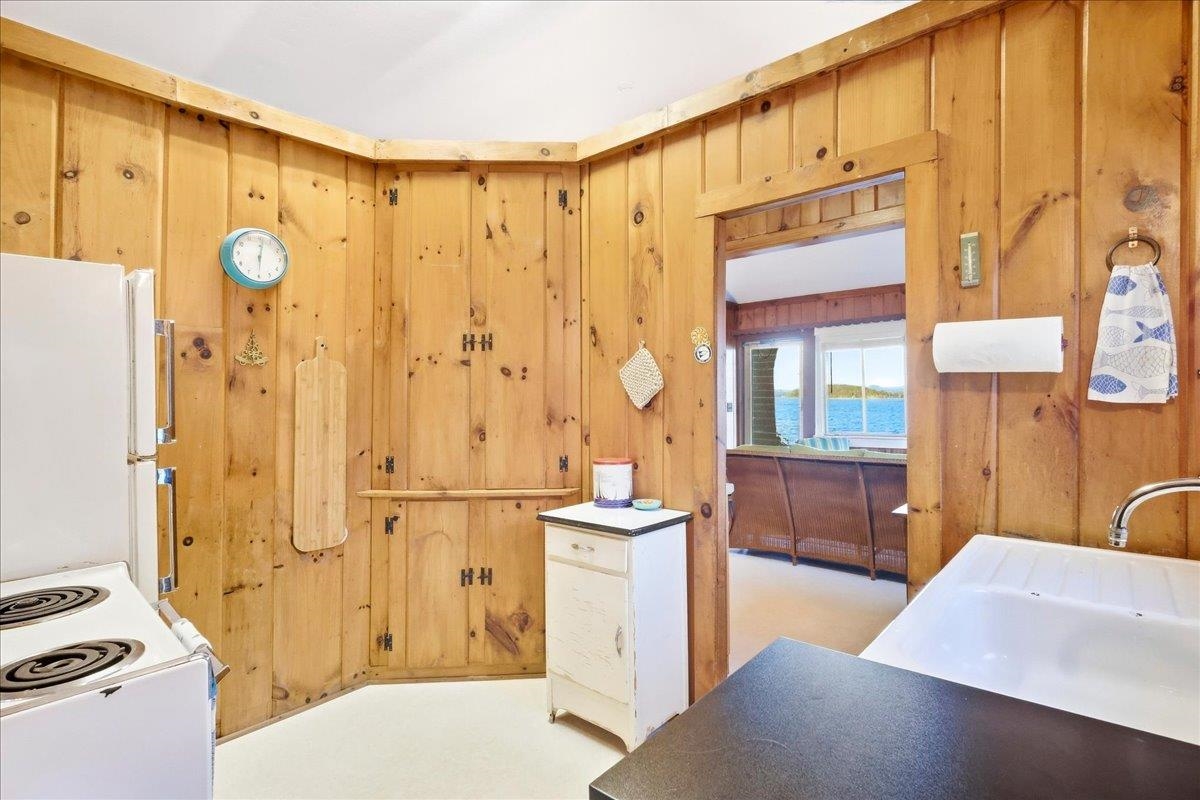 2168 Porters Point Road Property Photo 18