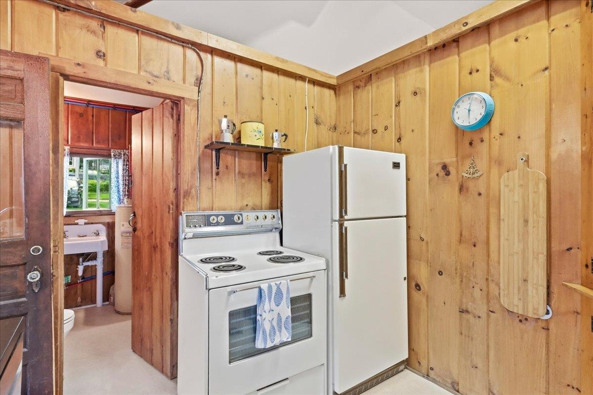 2168 Porters Point Road Property Photo 19