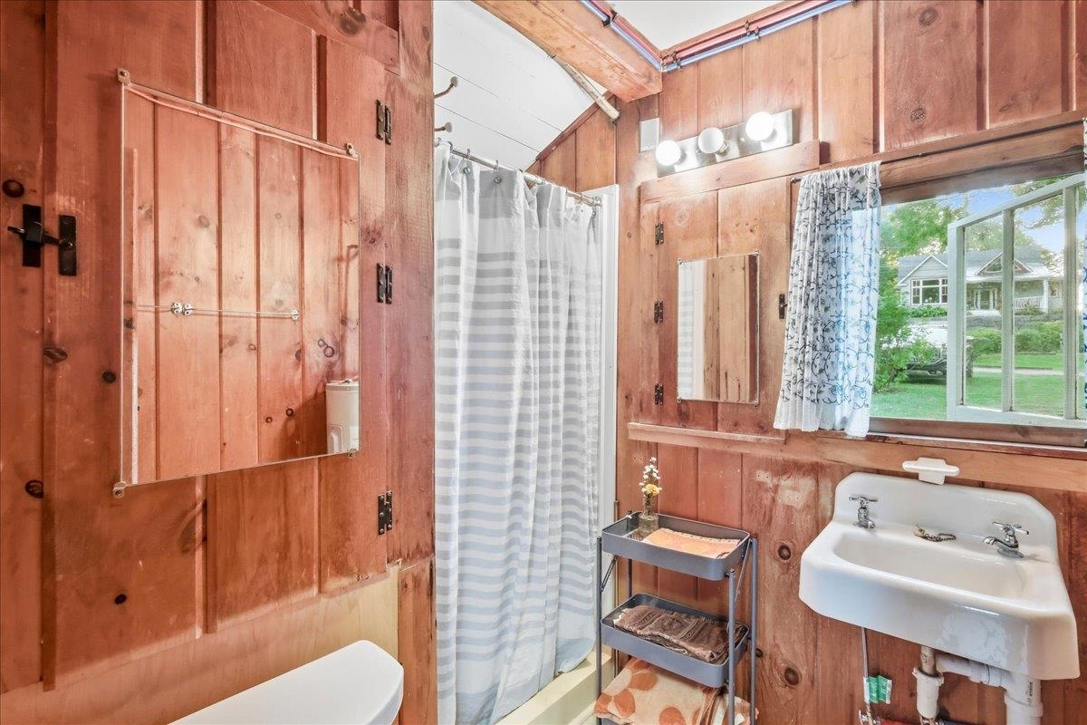 2168 Porters Point Road Property Photo 20
