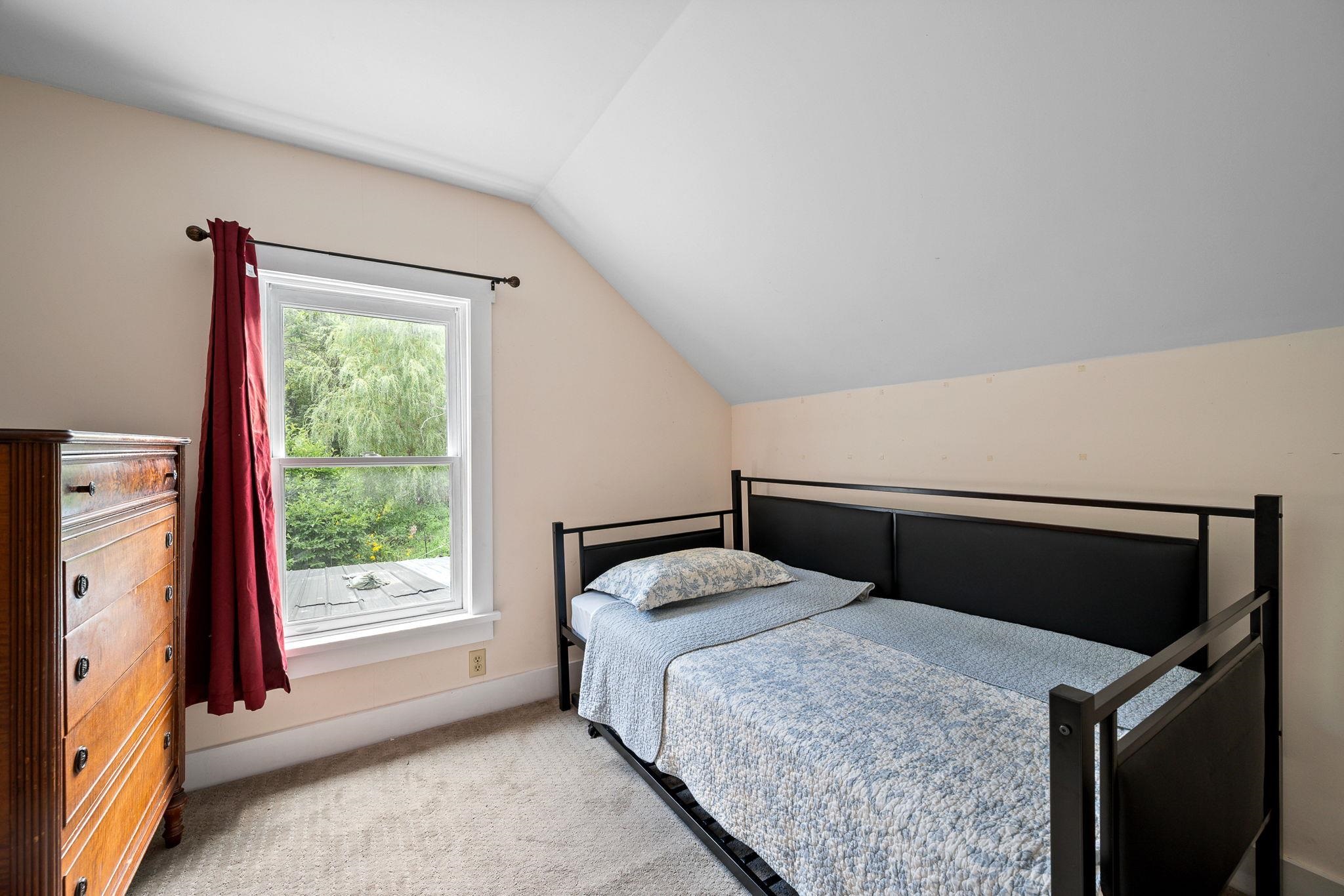 10 Kynoch Avenue Property Photo 34