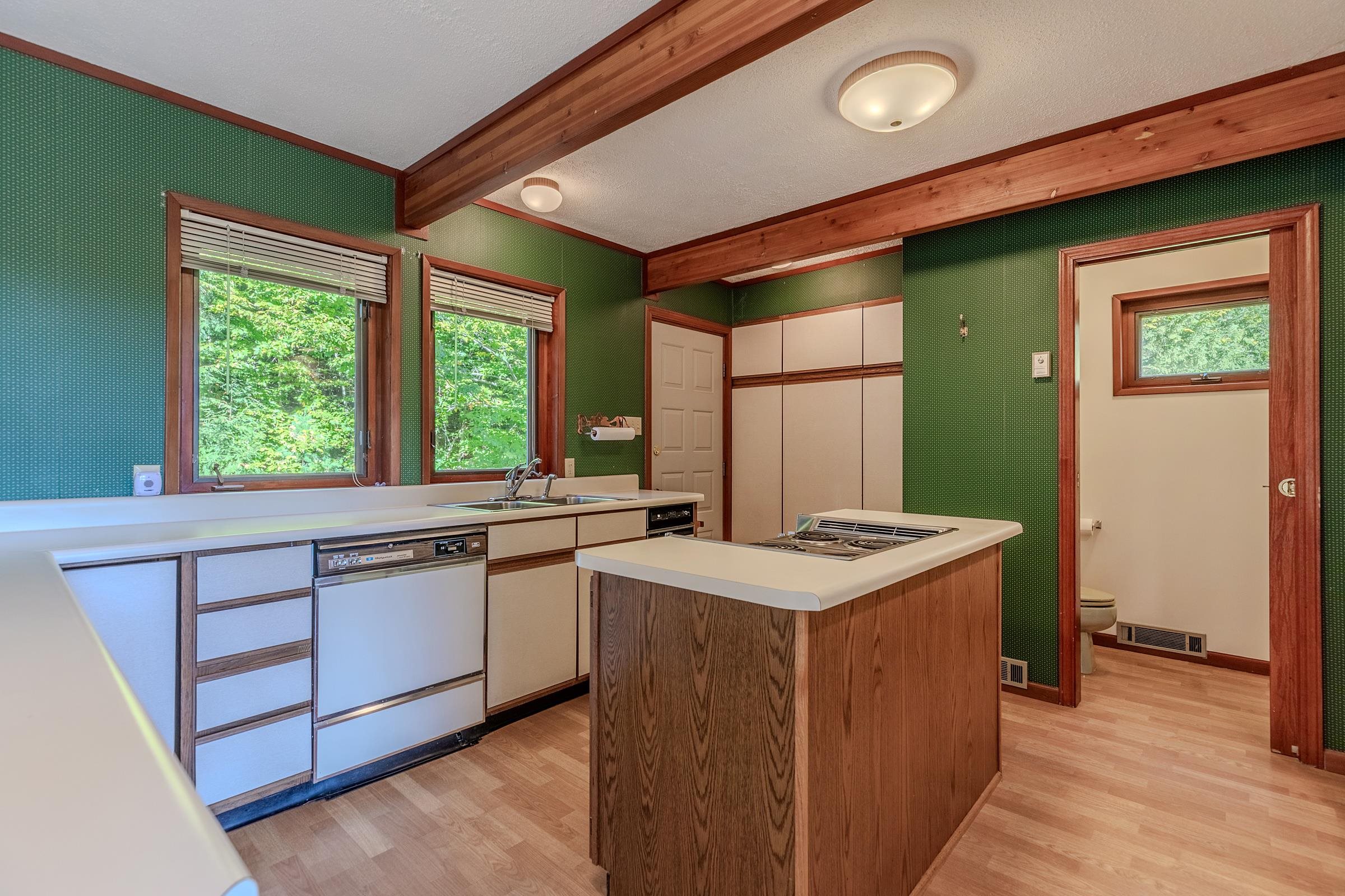 132 Lawrence Hill Road Property Photo 16