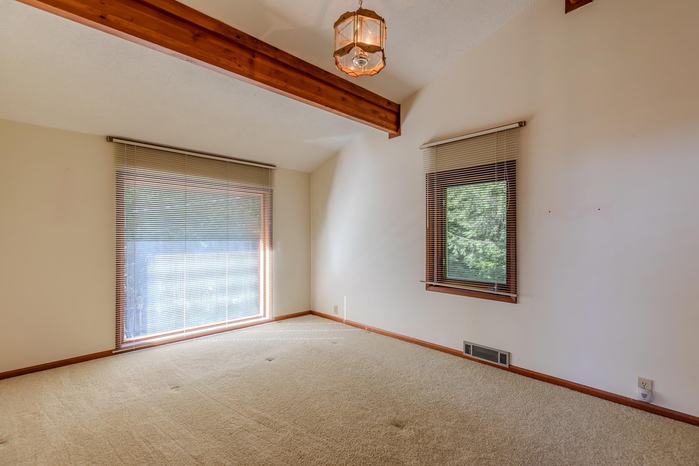 132 Lawrence Hill Road Property Photo 24