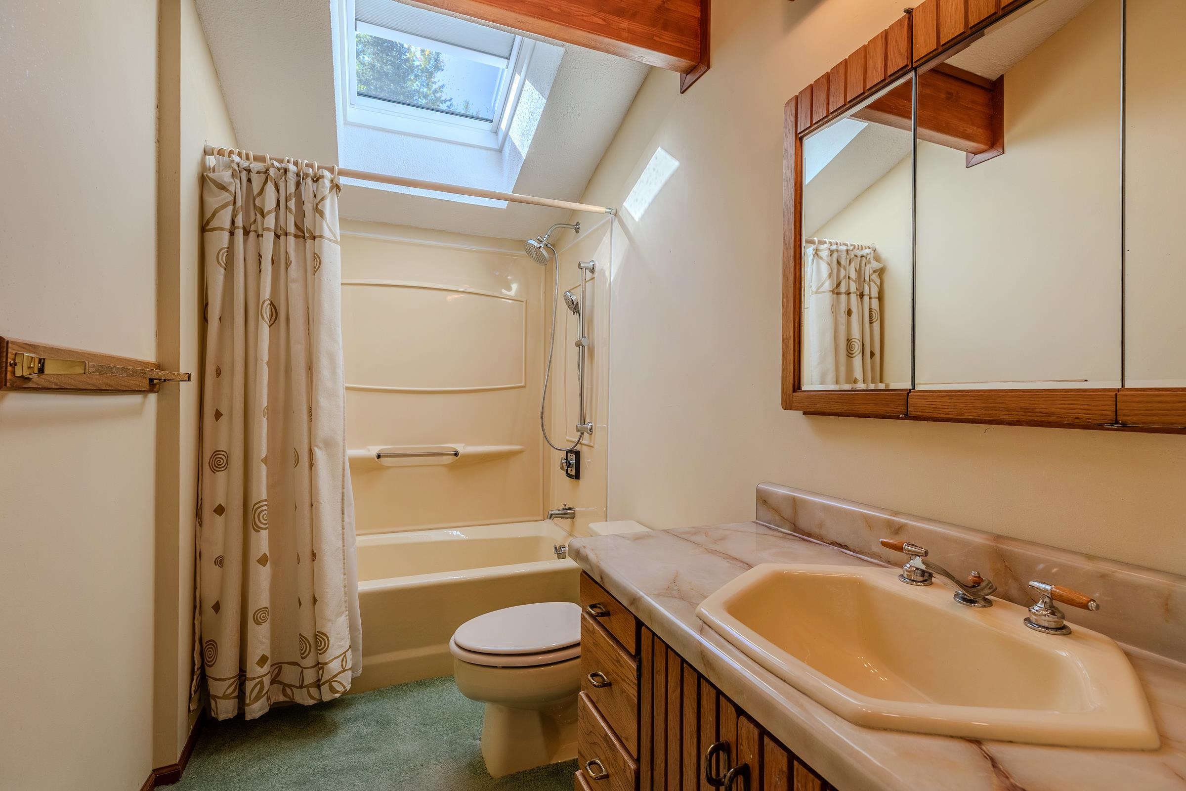 132 Lawrence Hill Road Property Photo 26