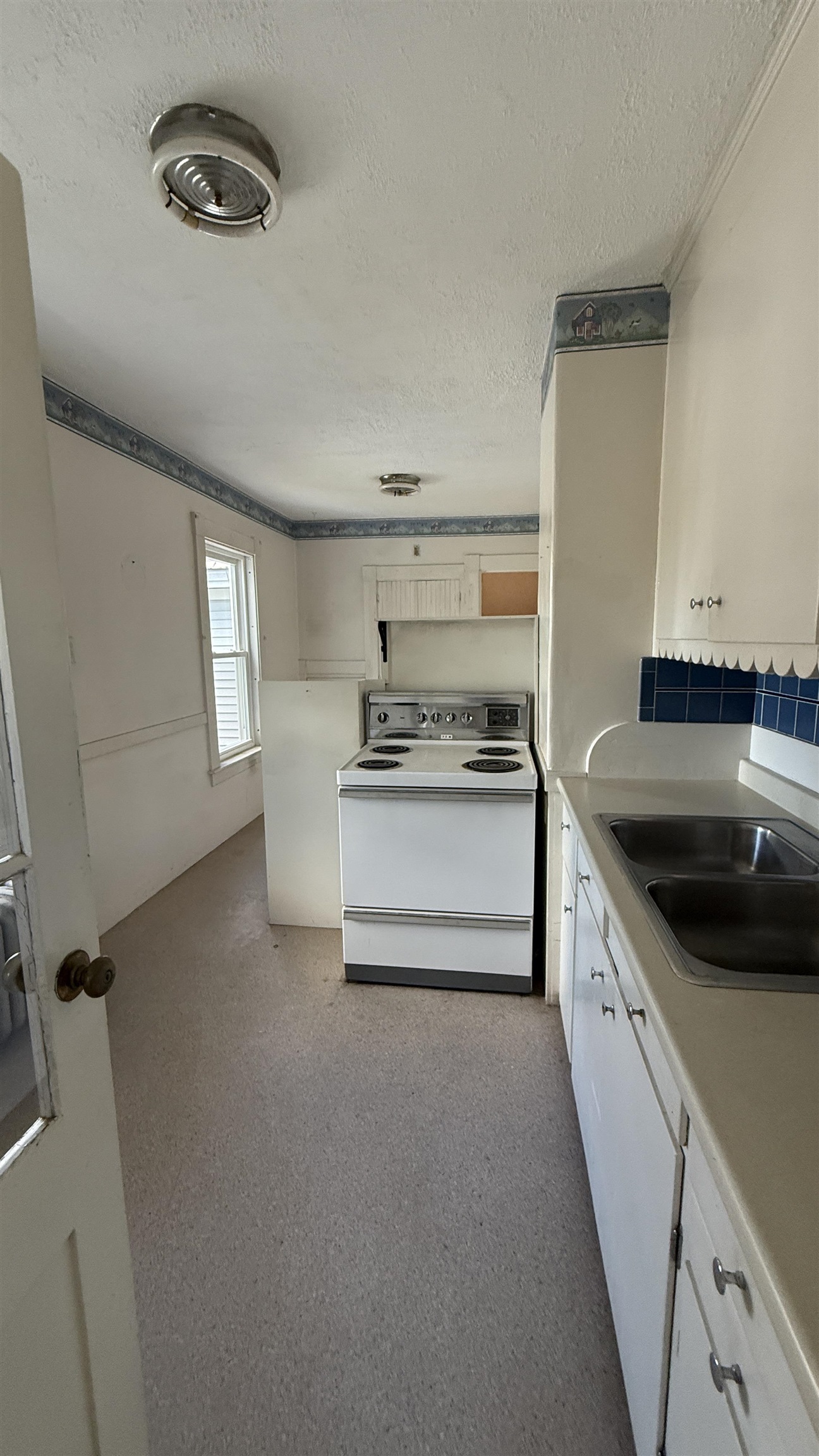 90 Appleton Street Property Photo 17