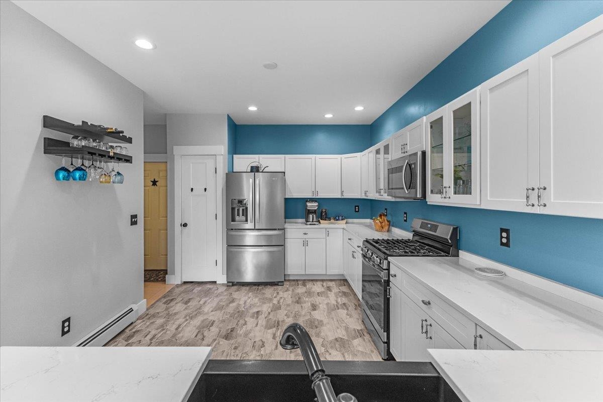 25 Hailey Drive Property Photo 18