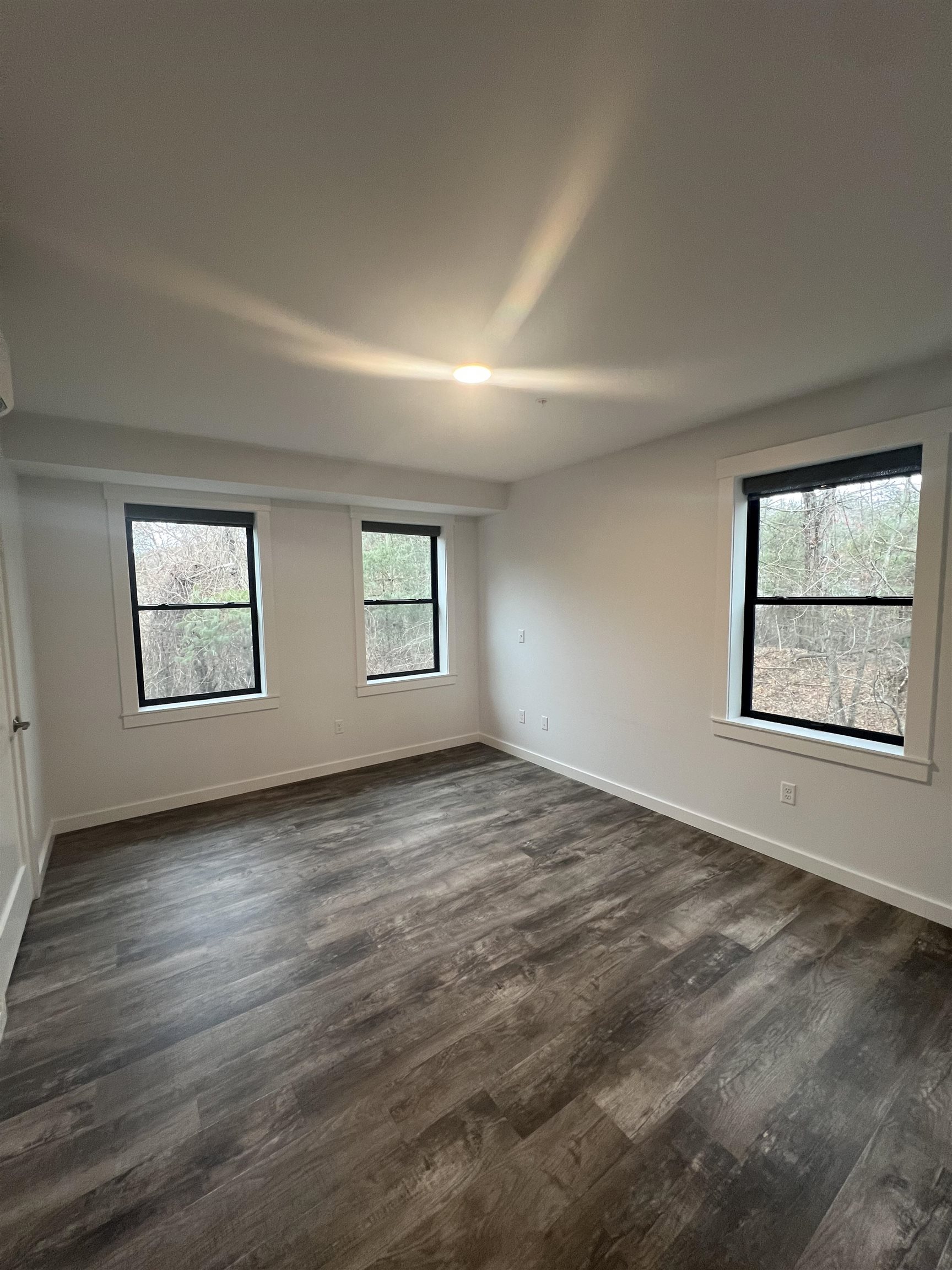106 Grove Street Property Photo 8