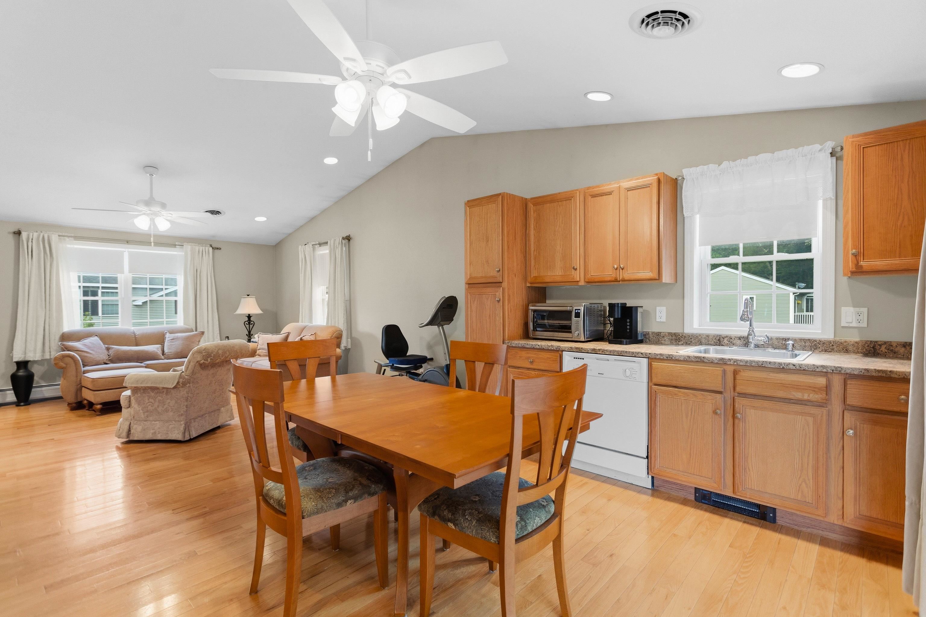 53 Patriots Way Property Photo 10