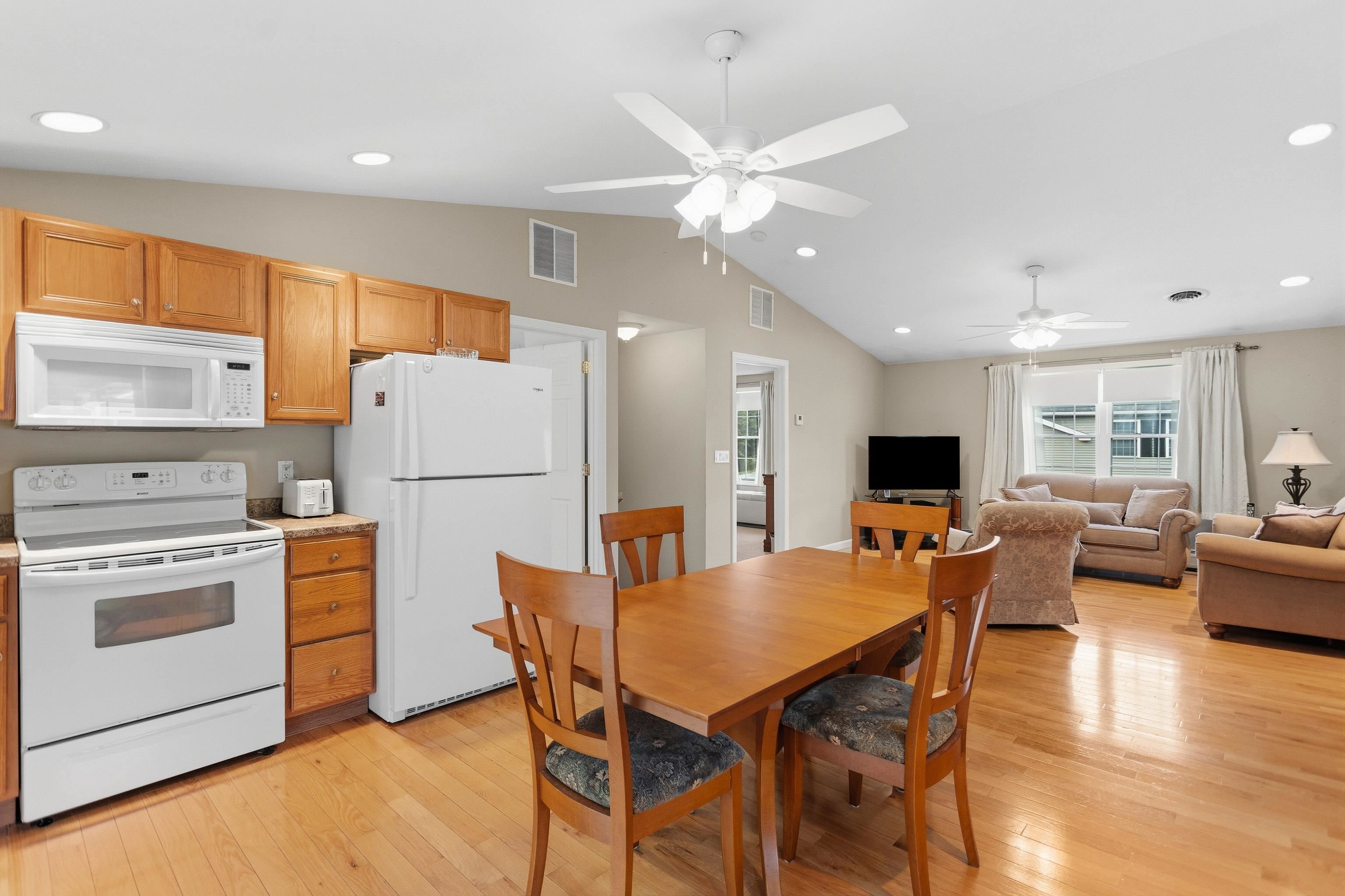 53 Patriots Way Property Photo 11