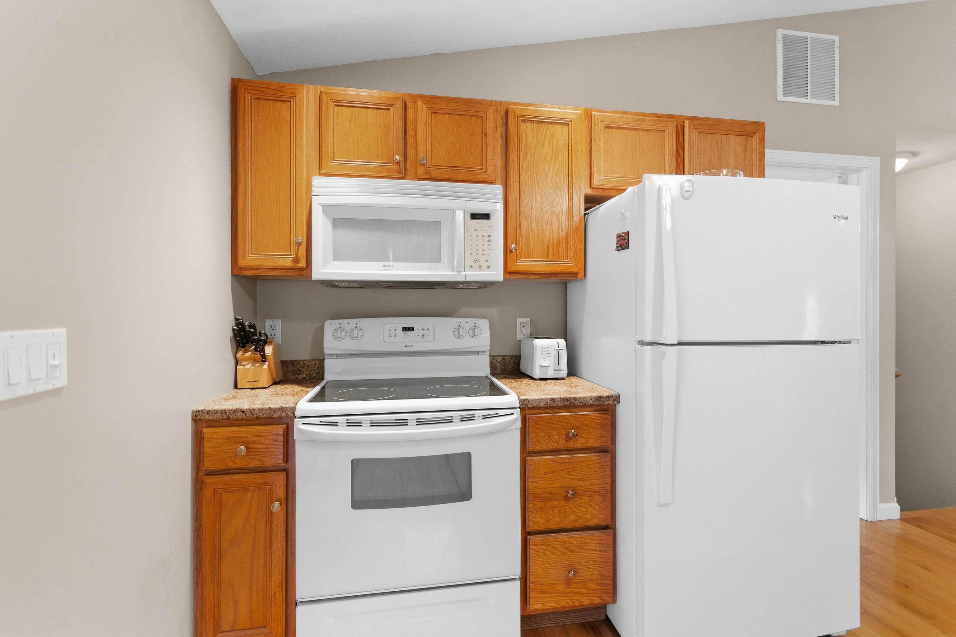 53 Patriots Way Property Photo 13
