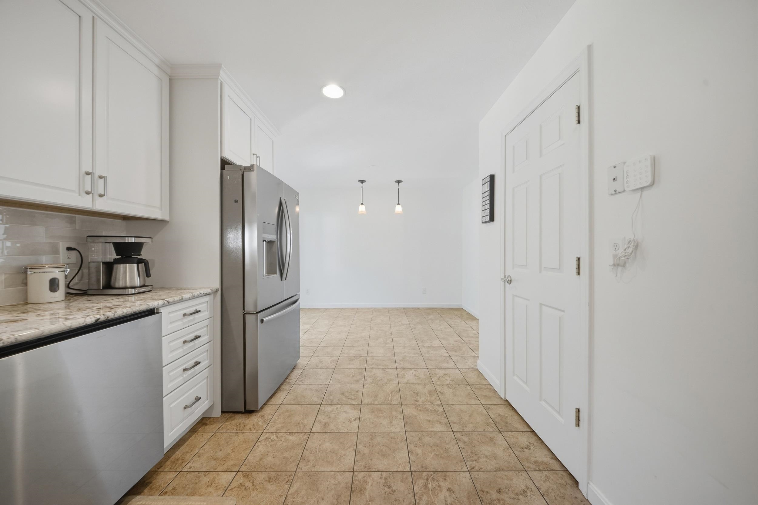 220 Arah Street Property Photo 15